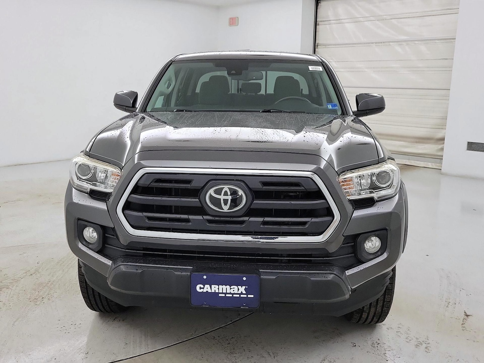 2018 Toyota Tacoma SR5 - Photo 2