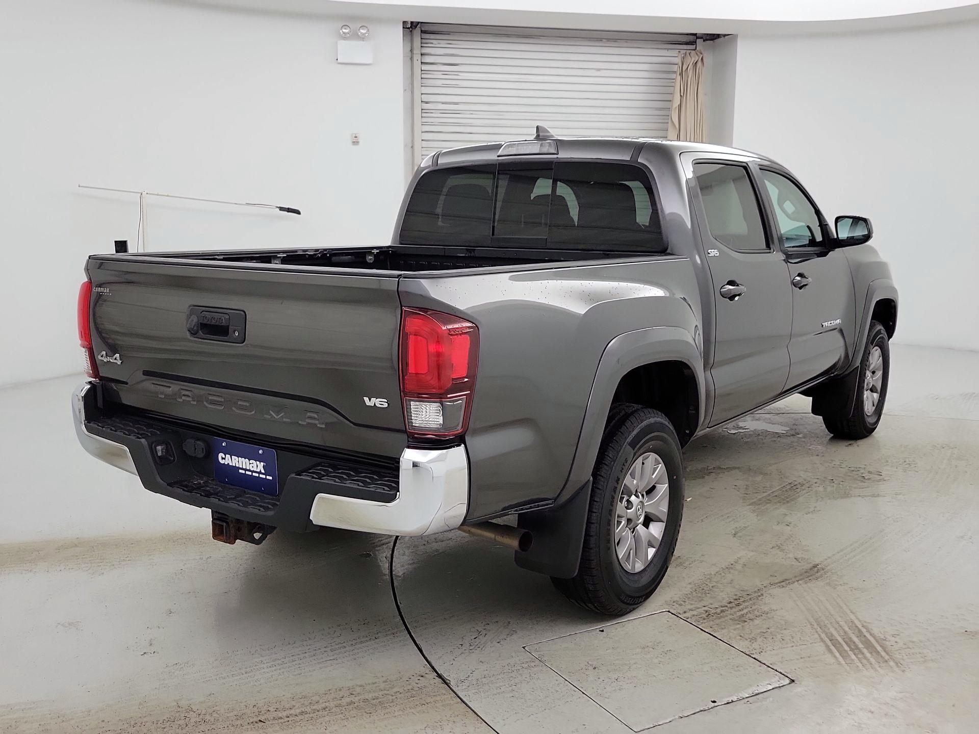 Thumbnail: 2018 Toyota Tacoma - 5