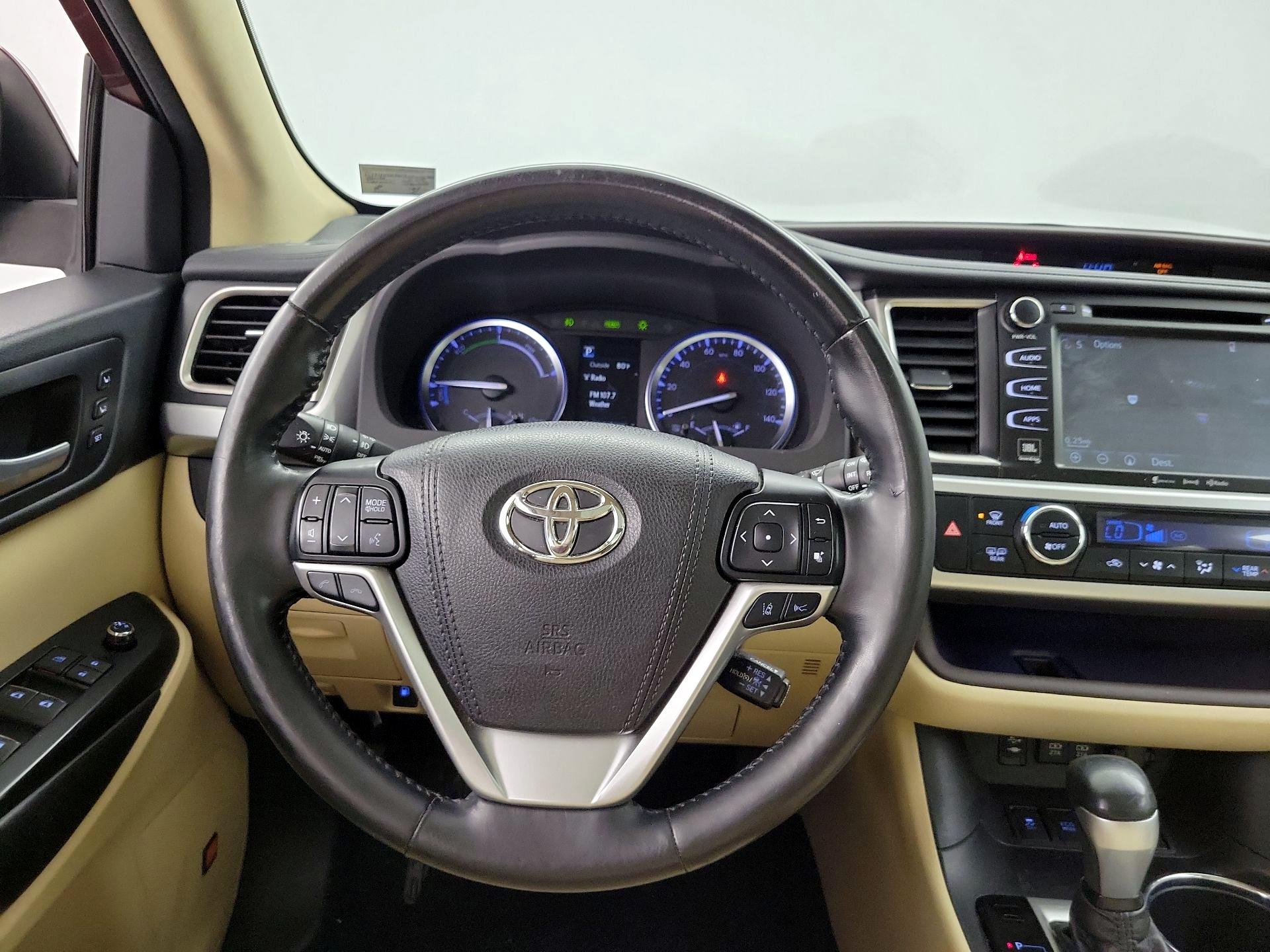 Thumbnail: 2018 Toyota Highlander - 10