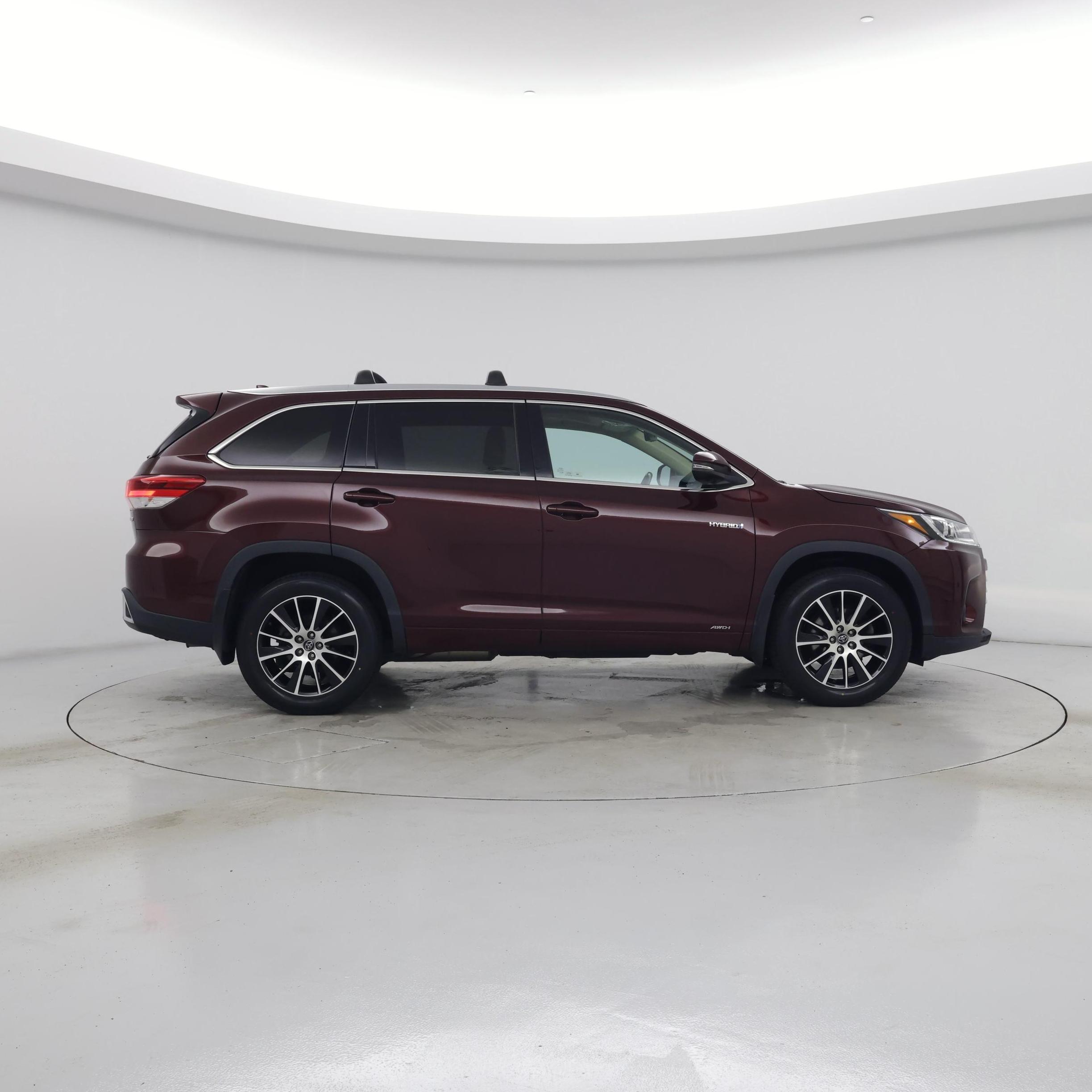 Thumbnail: 2018 Toyota Highlander - 7