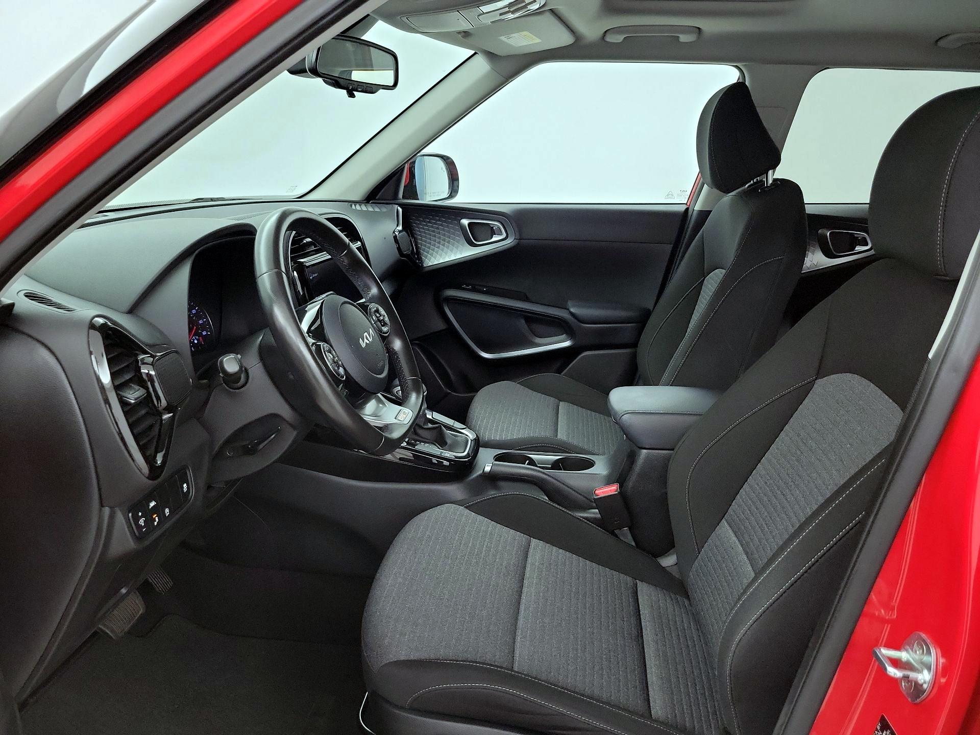 Thumbnail: 2022 Kia Soul - 11