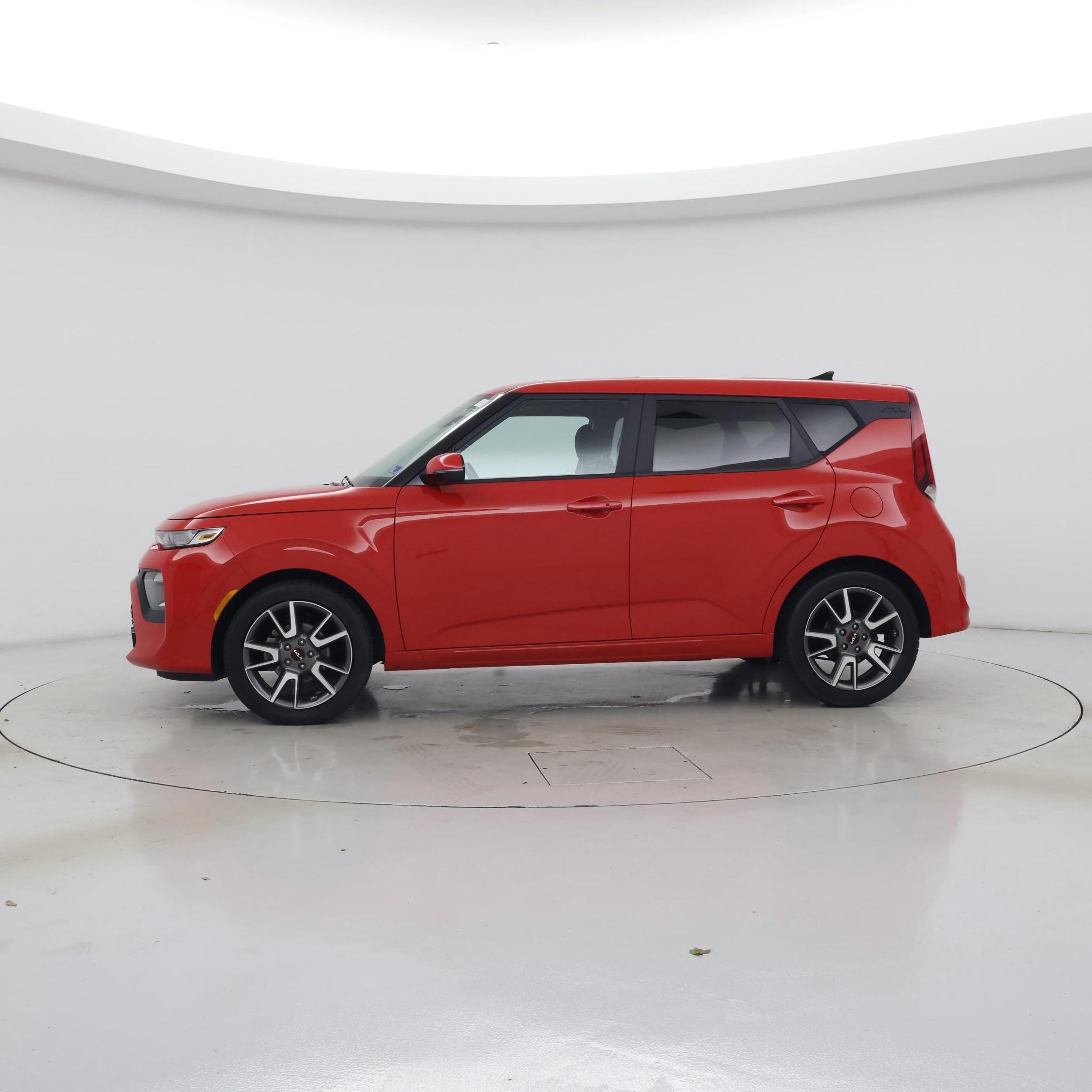 Thumbnail: 2022 Kia Soul - 3