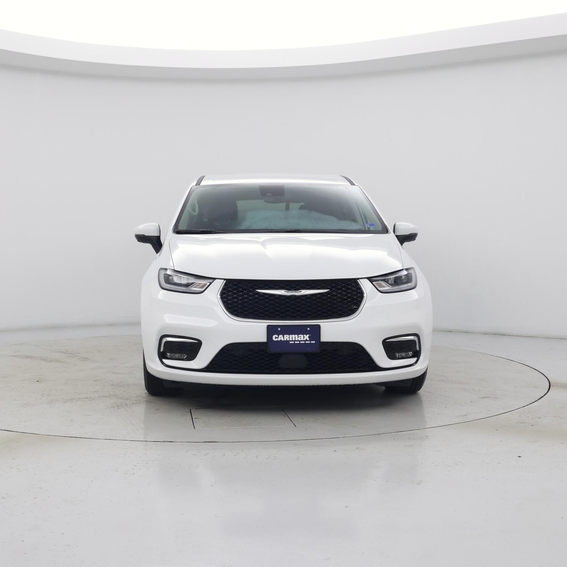 Thumbnail: 2023 Chrysler Pacifica - 5