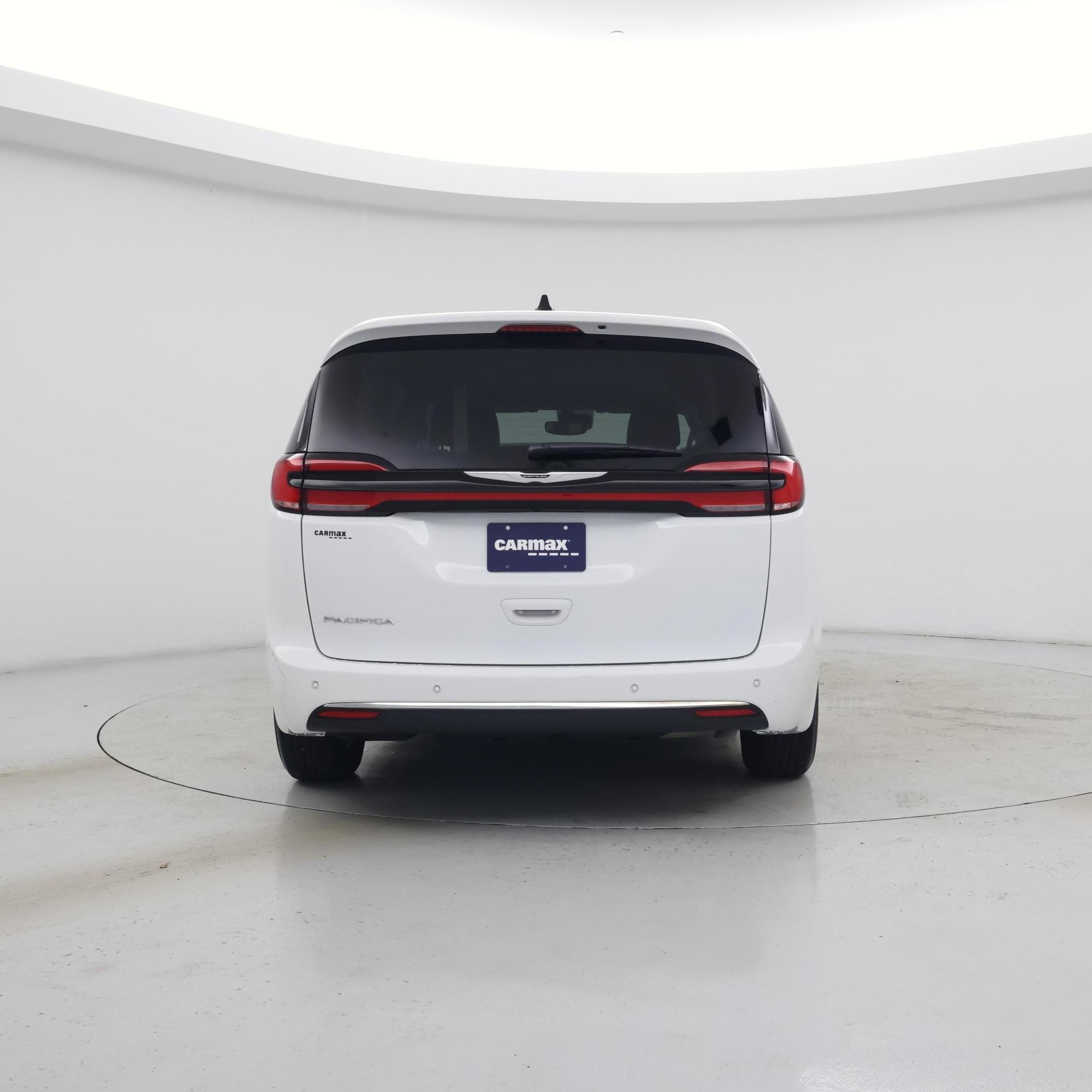 Thumbnail: 2023 Chrysler Pacifica - 6