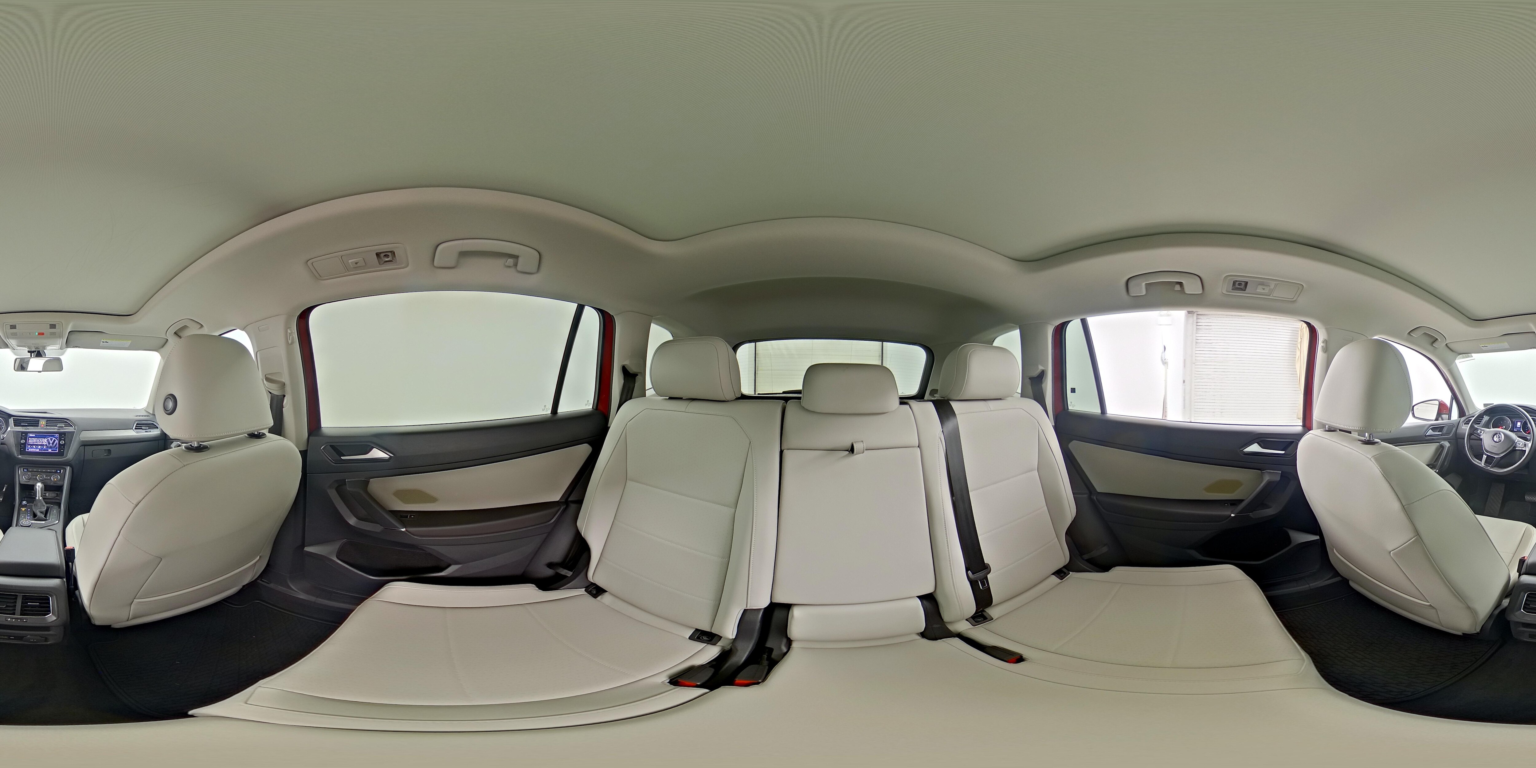 2018 Volkswagen Tiguan SE - Photo 26