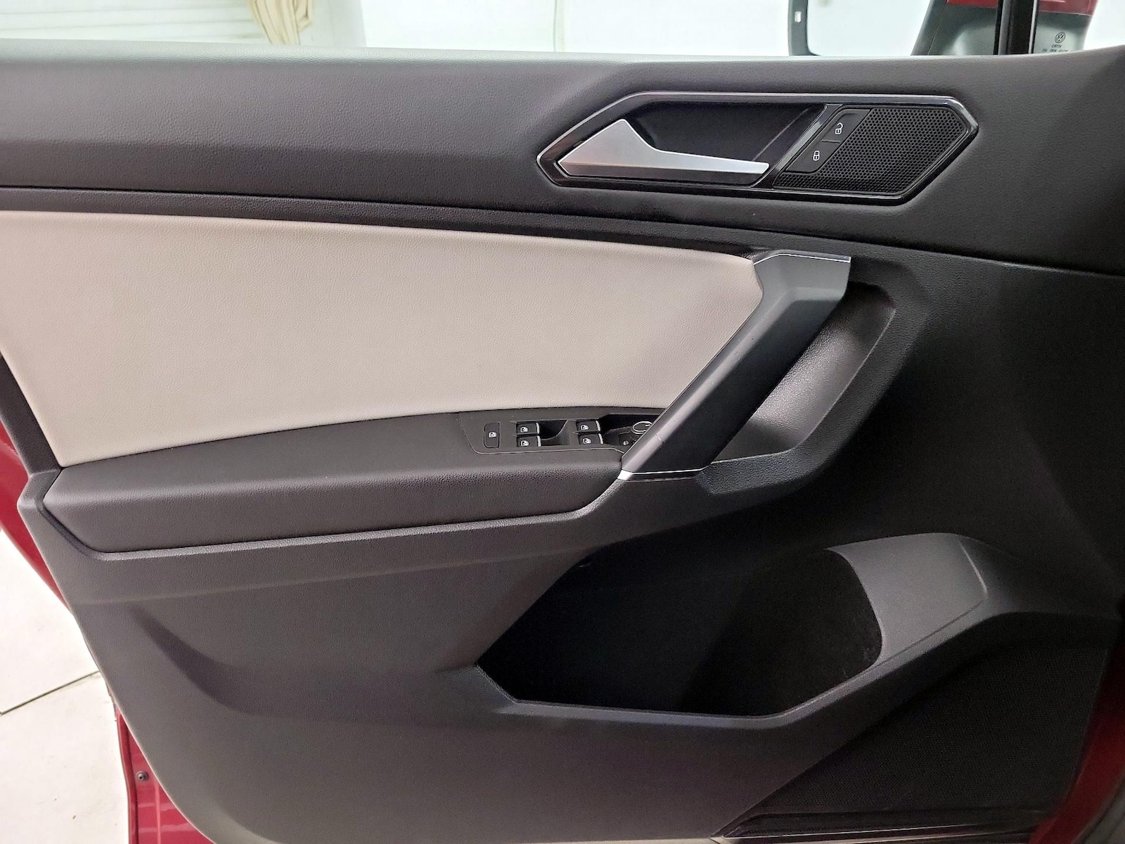 2018 Volkswagen Tiguan SE - Photo 13