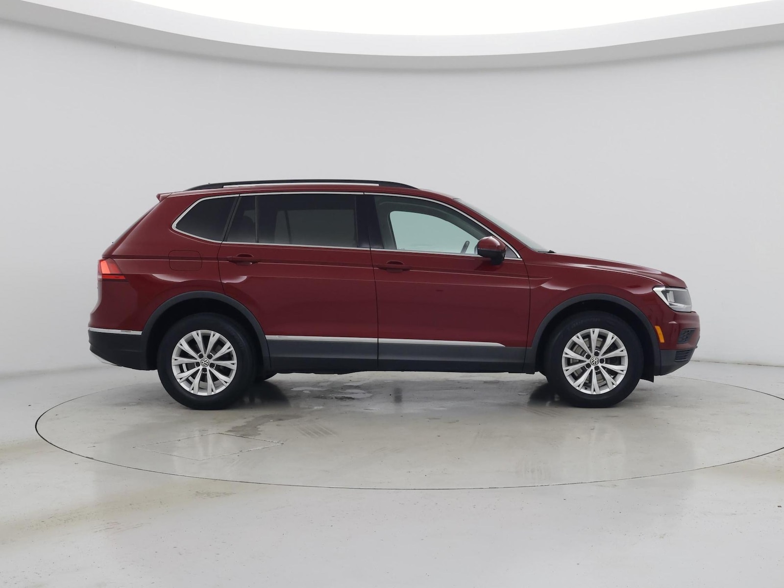 2018 Volkswagen Tiguan SE - Photo 8