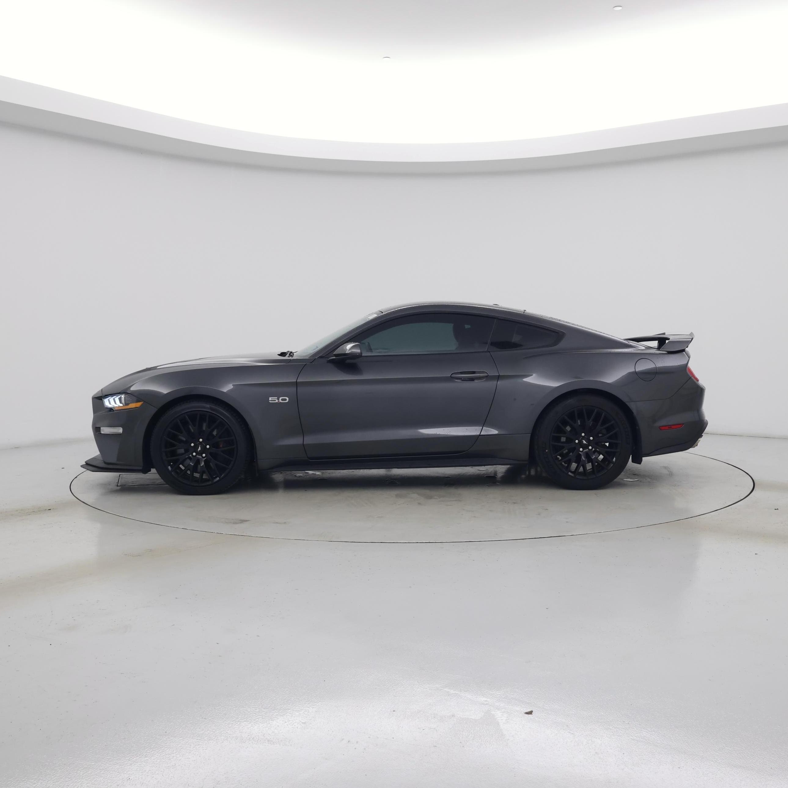 Thumbnail: 2019 Ford Mustang - 3
