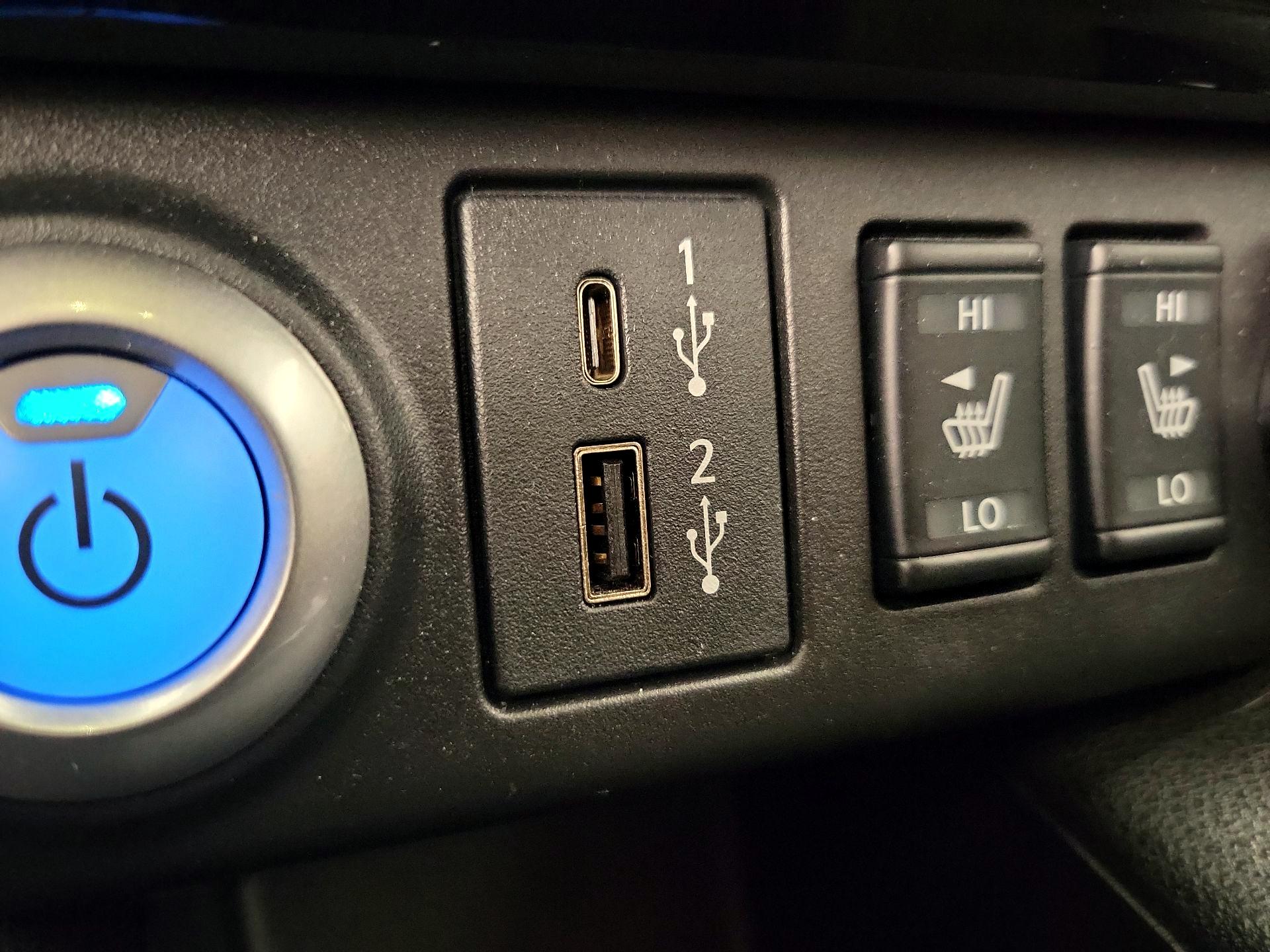 Thumbnail: 2023 Nissan Leaf - 19