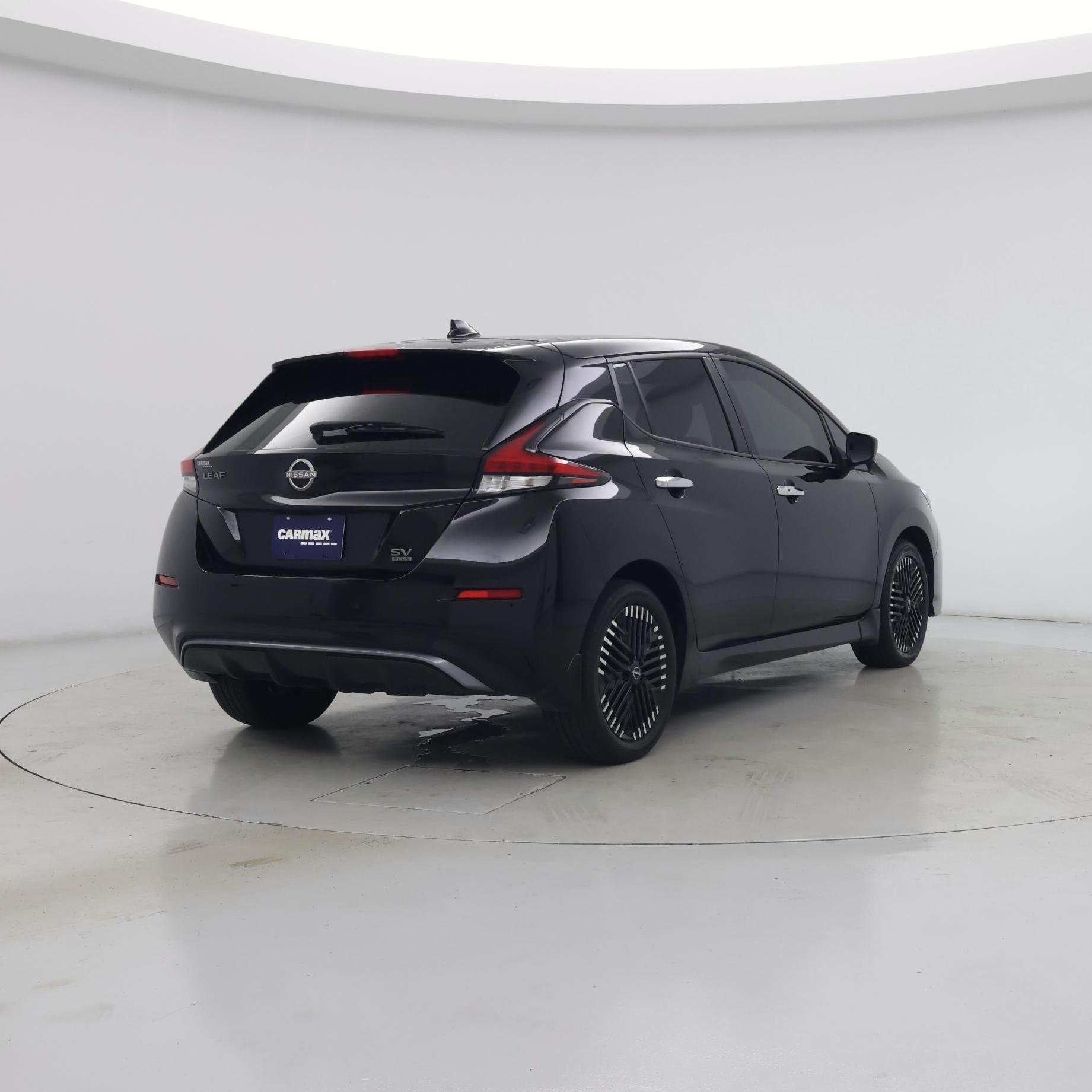 Thumbnail: 2023 Nissan Leaf - 8