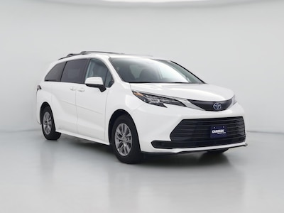 2024 Toyota Sienna Hybrid LE