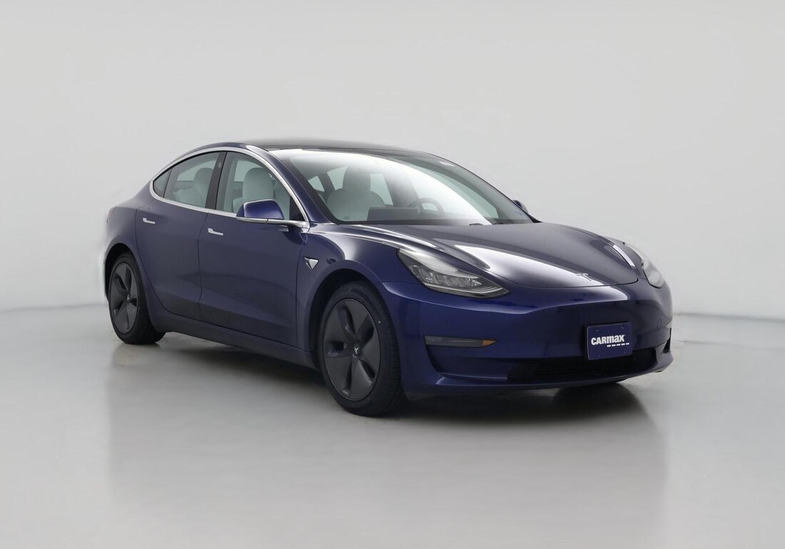 2019 Tesla Model 3 Long Range All-Wheel Drive in Blue — CarMax photo