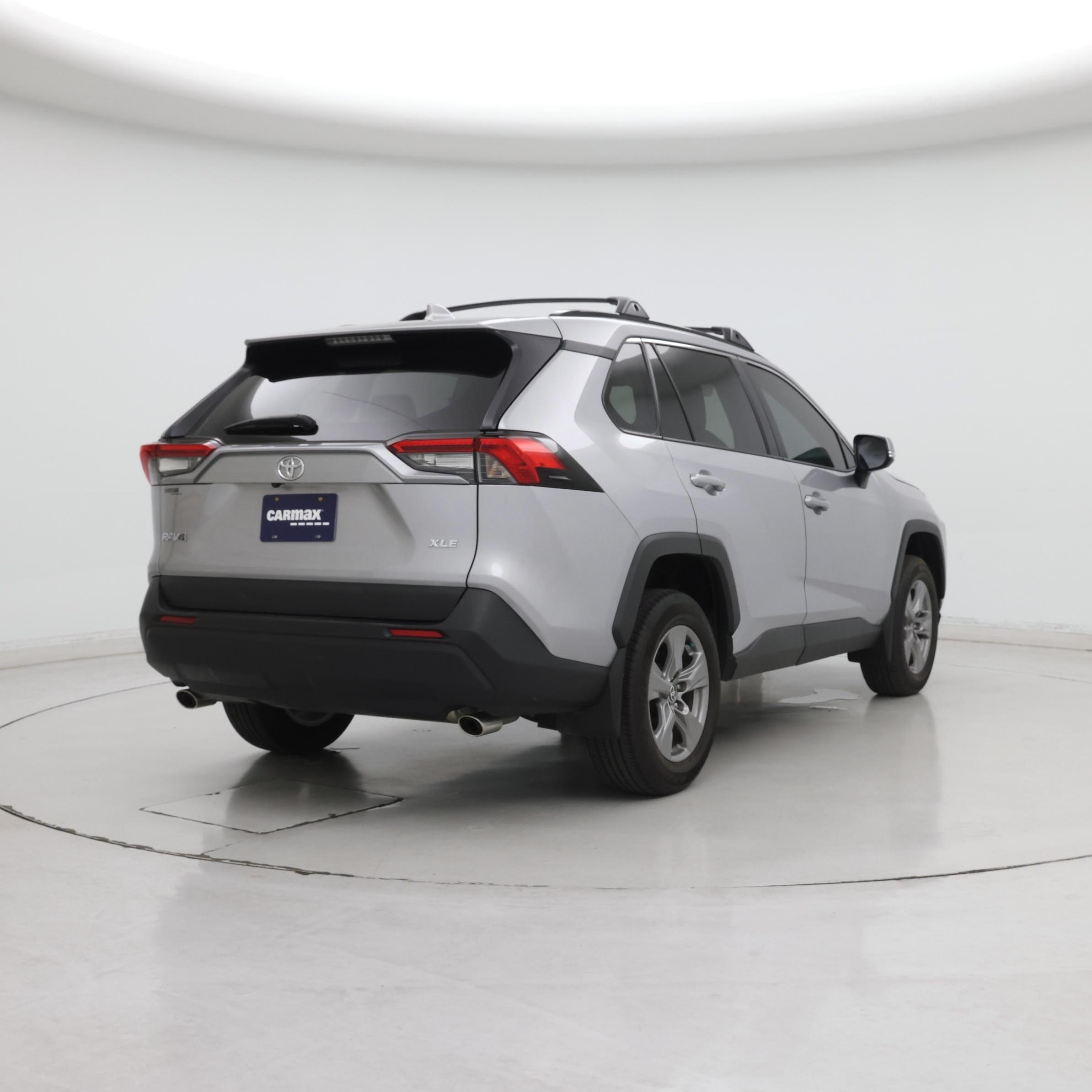 Thumbnail: 2023 Toyota RAV4 - 8