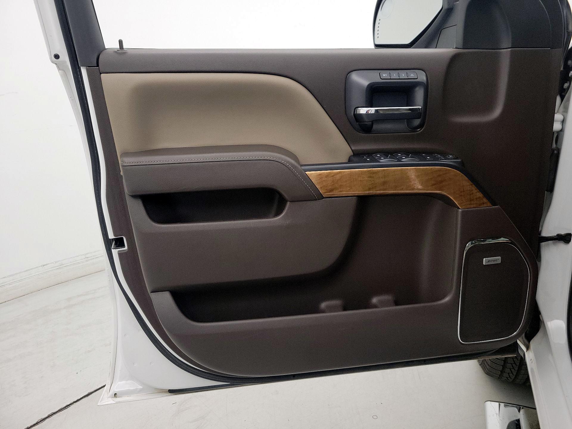 Thumbnail: 2018 Chevrolet Silverado 1500 - 12