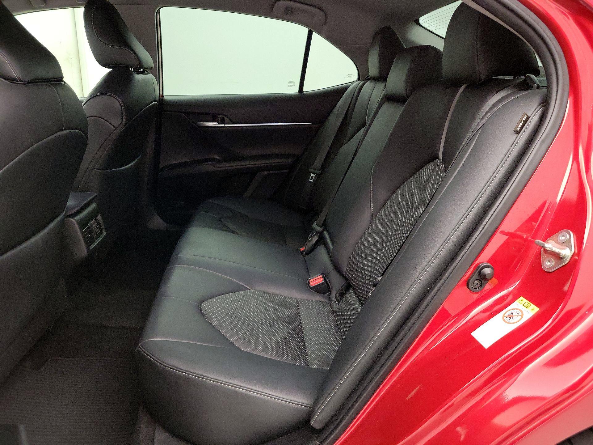 Thumbnail: 2019 Toyota Camry - 19