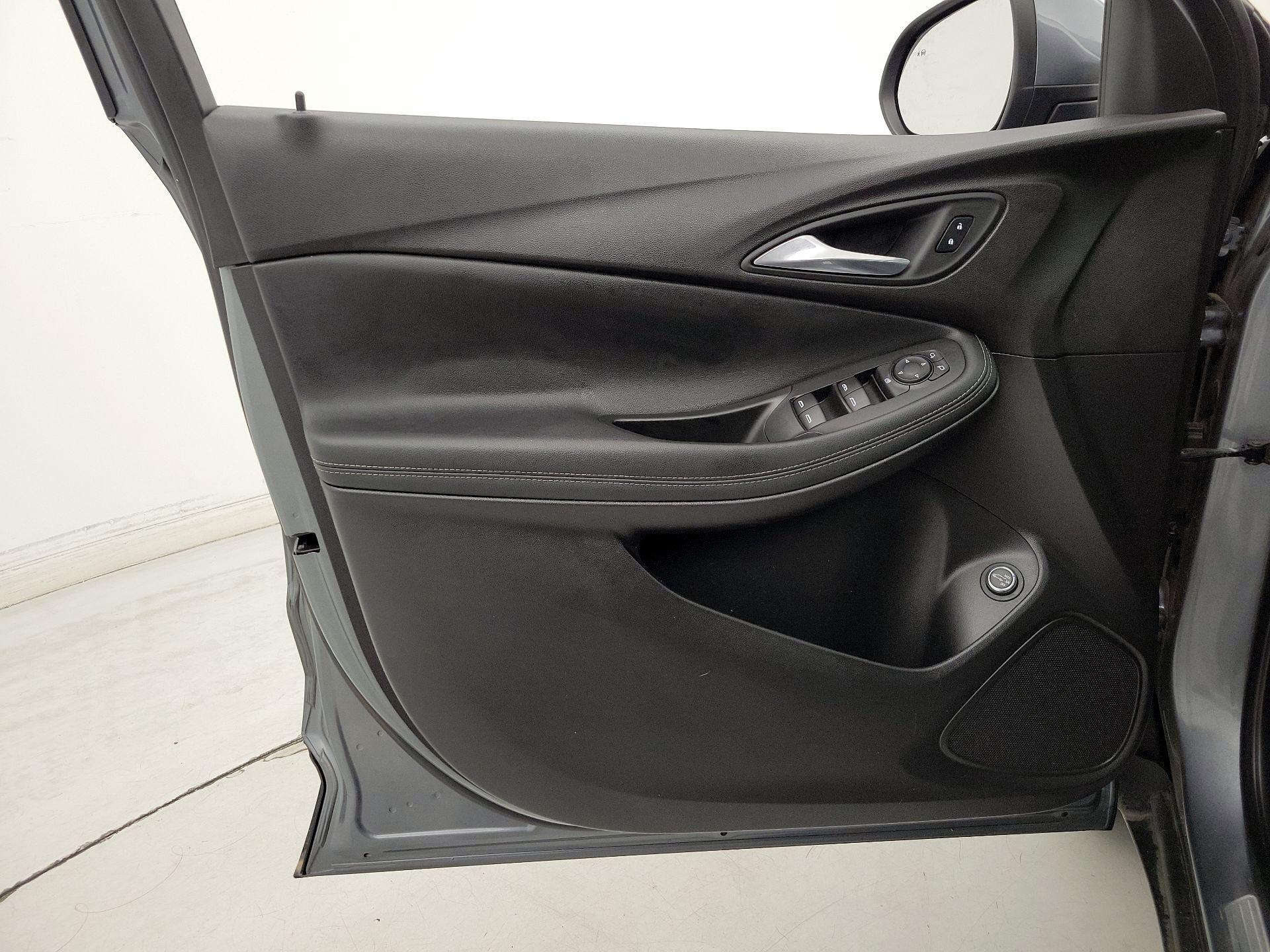 Thumbnail: 2021 Buick Encore GX - 12
