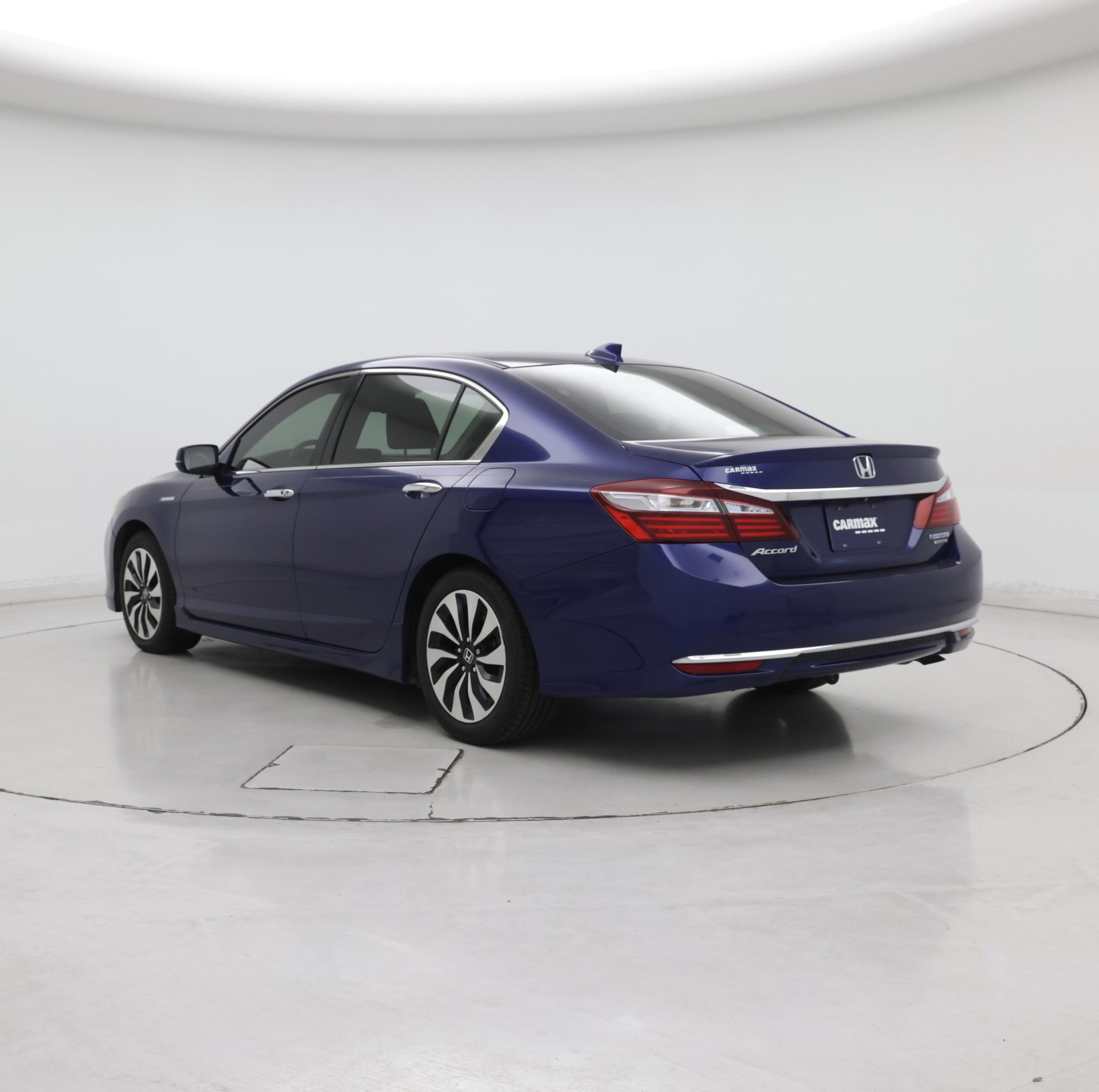 Thumbnail: 2017 Honda Accord - 2