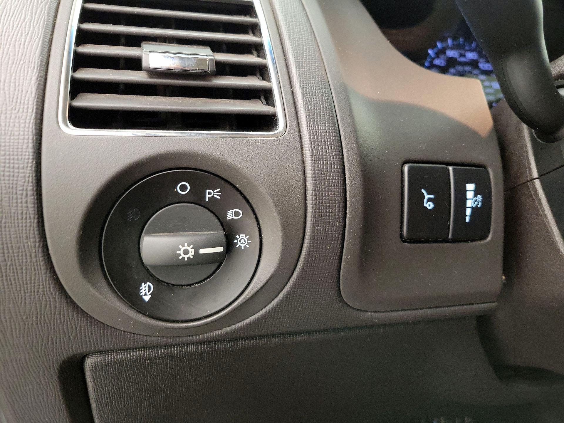 Thumbnail: 2019 Ford Flex - 13