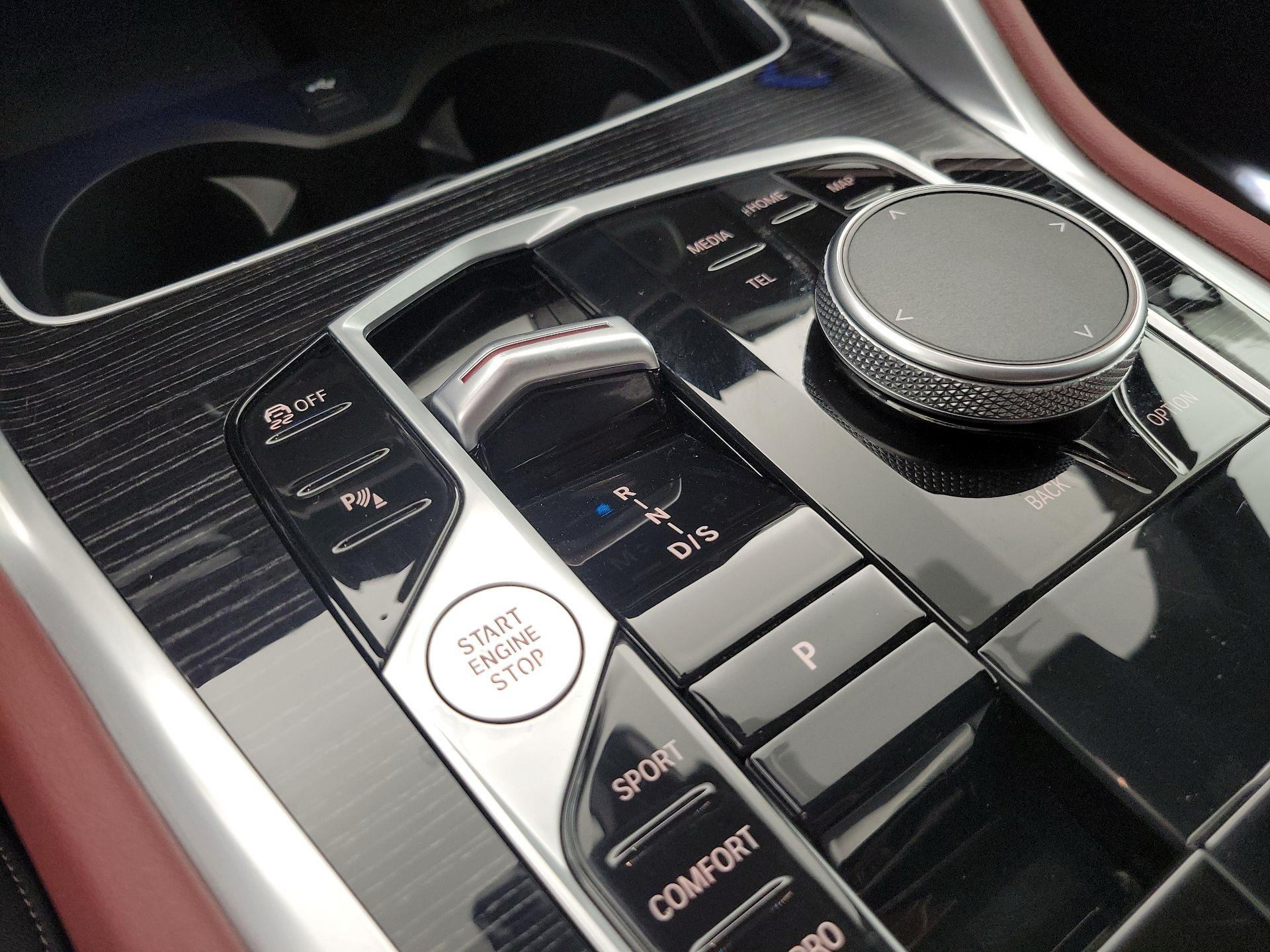 Thumbnail: 2025 BMW X6 - 18