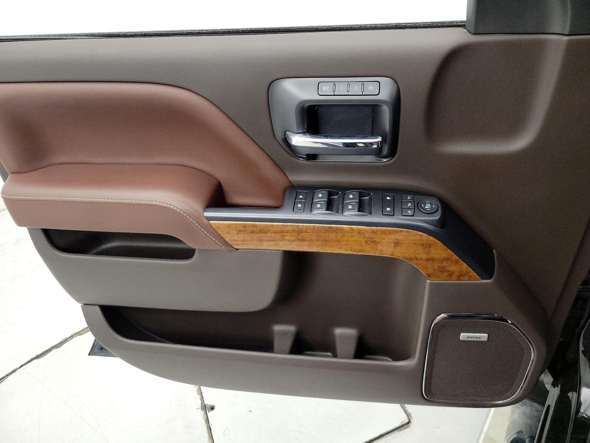 Thumbnail: 2018 Chevrolet Silverado 1500 - 12