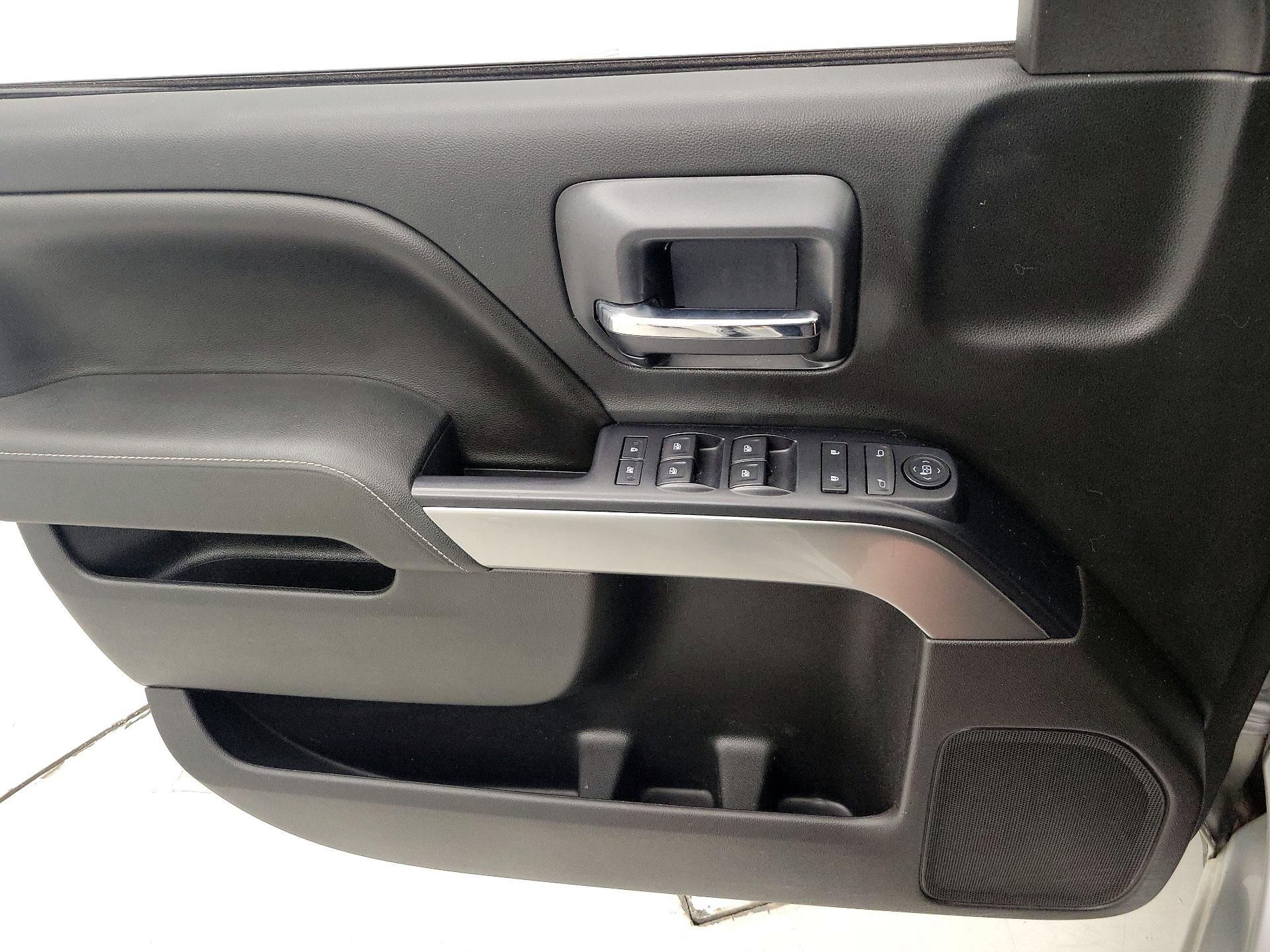 Thumbnail: 2015 Chevrolet Silverado 1500 - 12