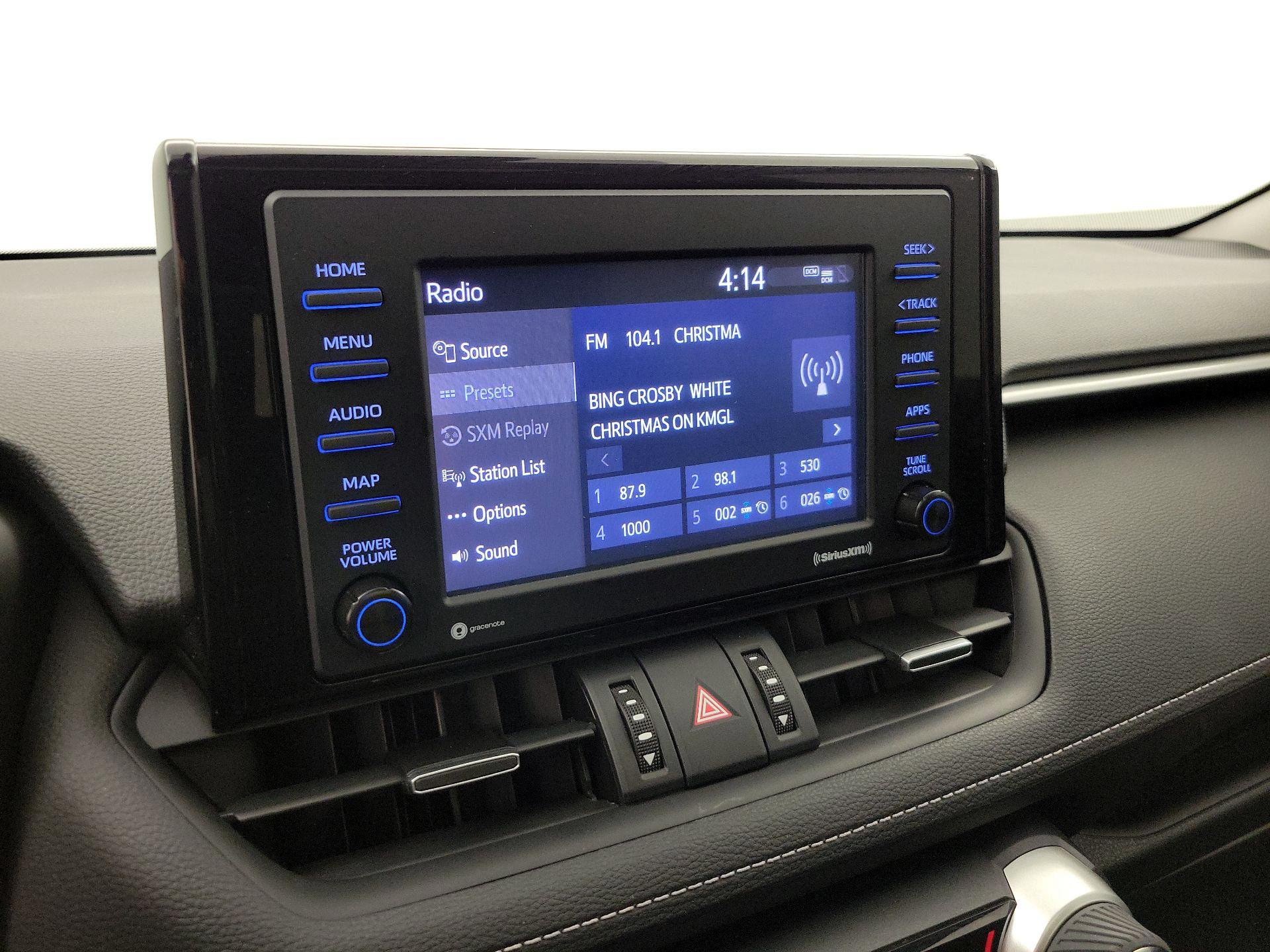 Thumbnail: 2021 Toyota RAV4 - 15