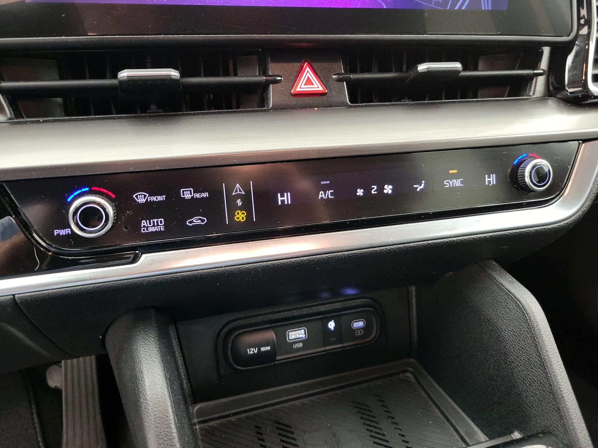 Thumbnail: 2025 Kia Sportage - 17