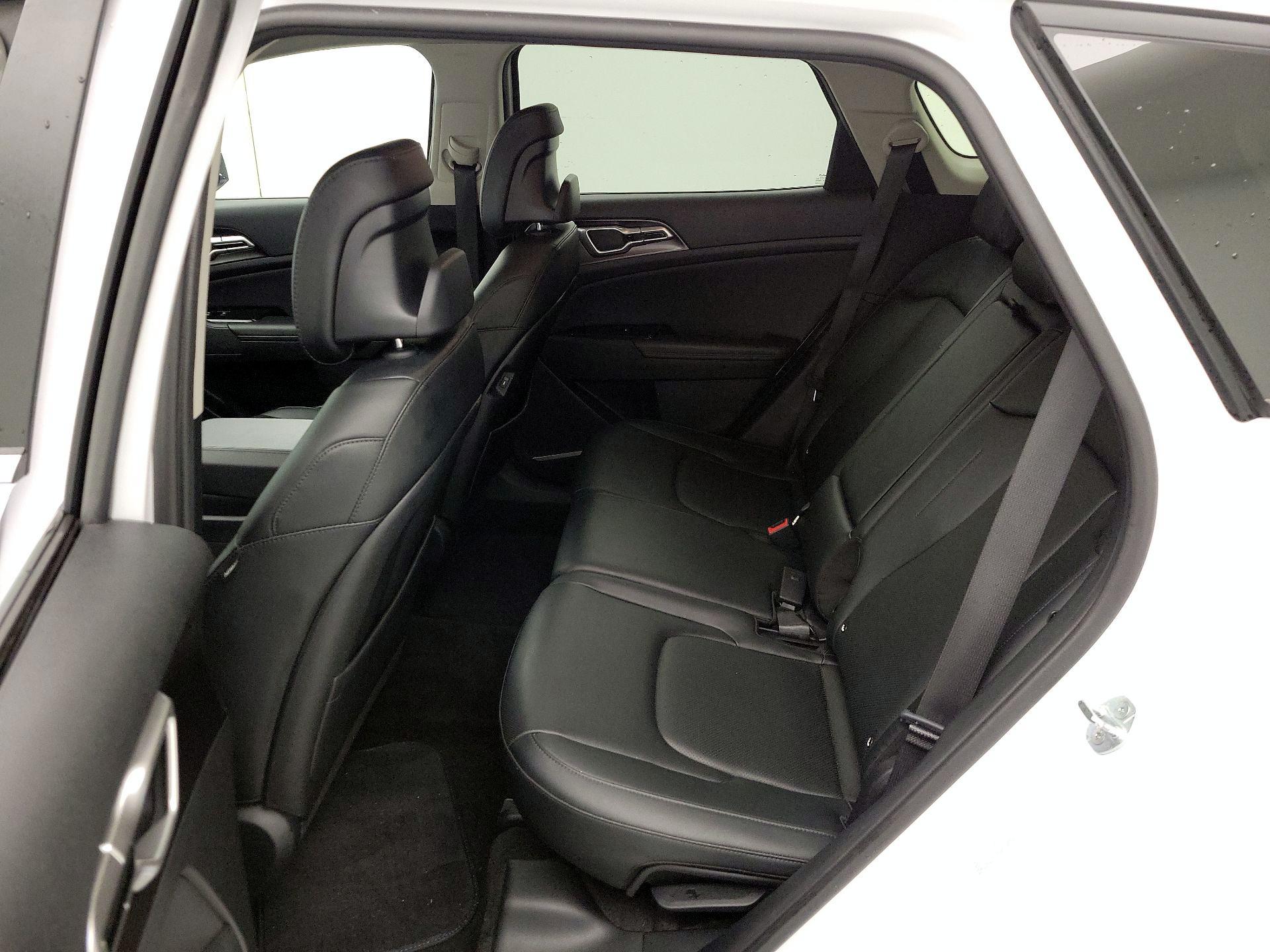 Thumbnail: 2025 Kia Sportage - 20