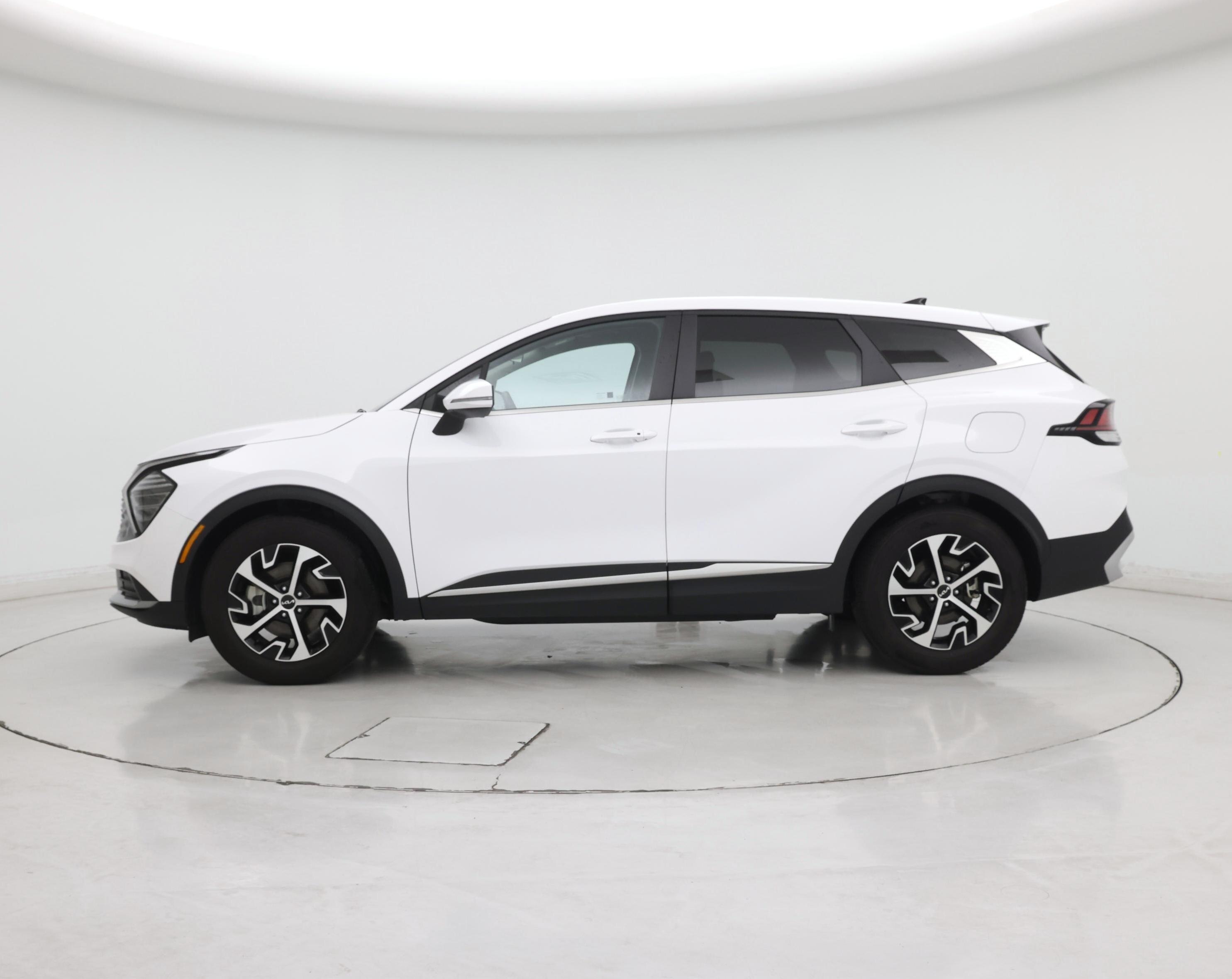 Thumbnail: 2025 Kia Sportage - 3