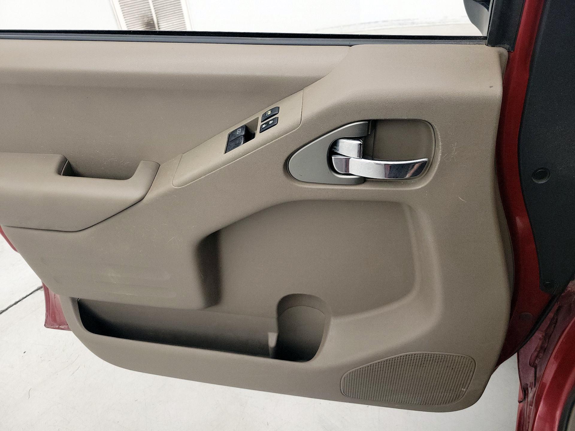 Thumbnail: 2017 Nissan Frontier - 12