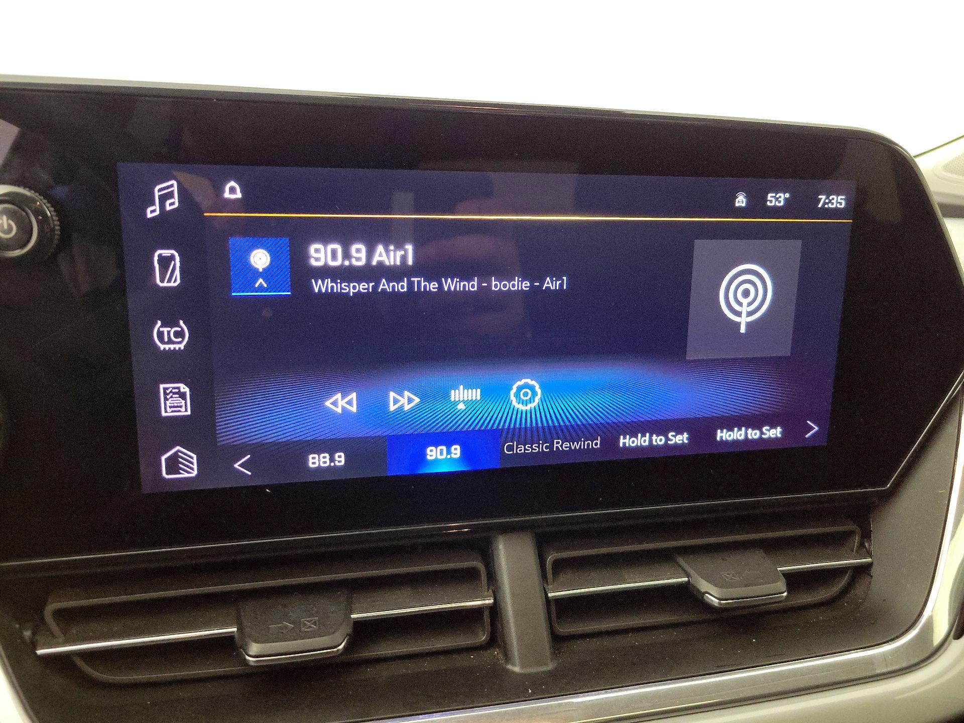 Thumbnail: 2025 Chevrolet Trax - 15