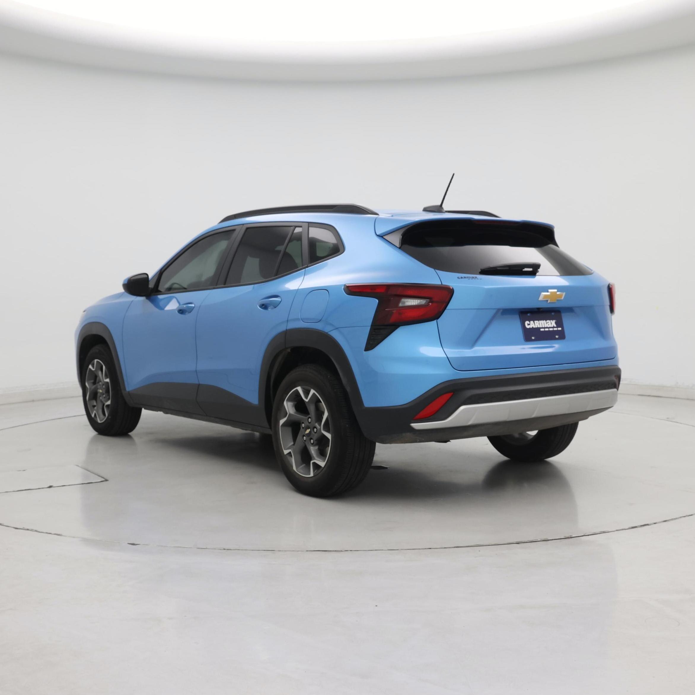 Thumbnail: 2025 Chevrolet Trax - 2