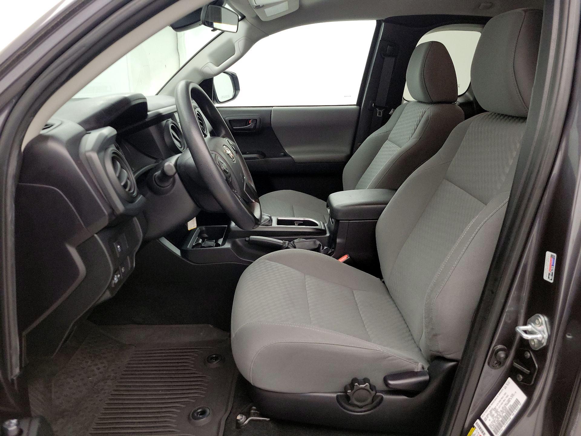 Thumbnail: 2022 Toyota Tacoma - 11