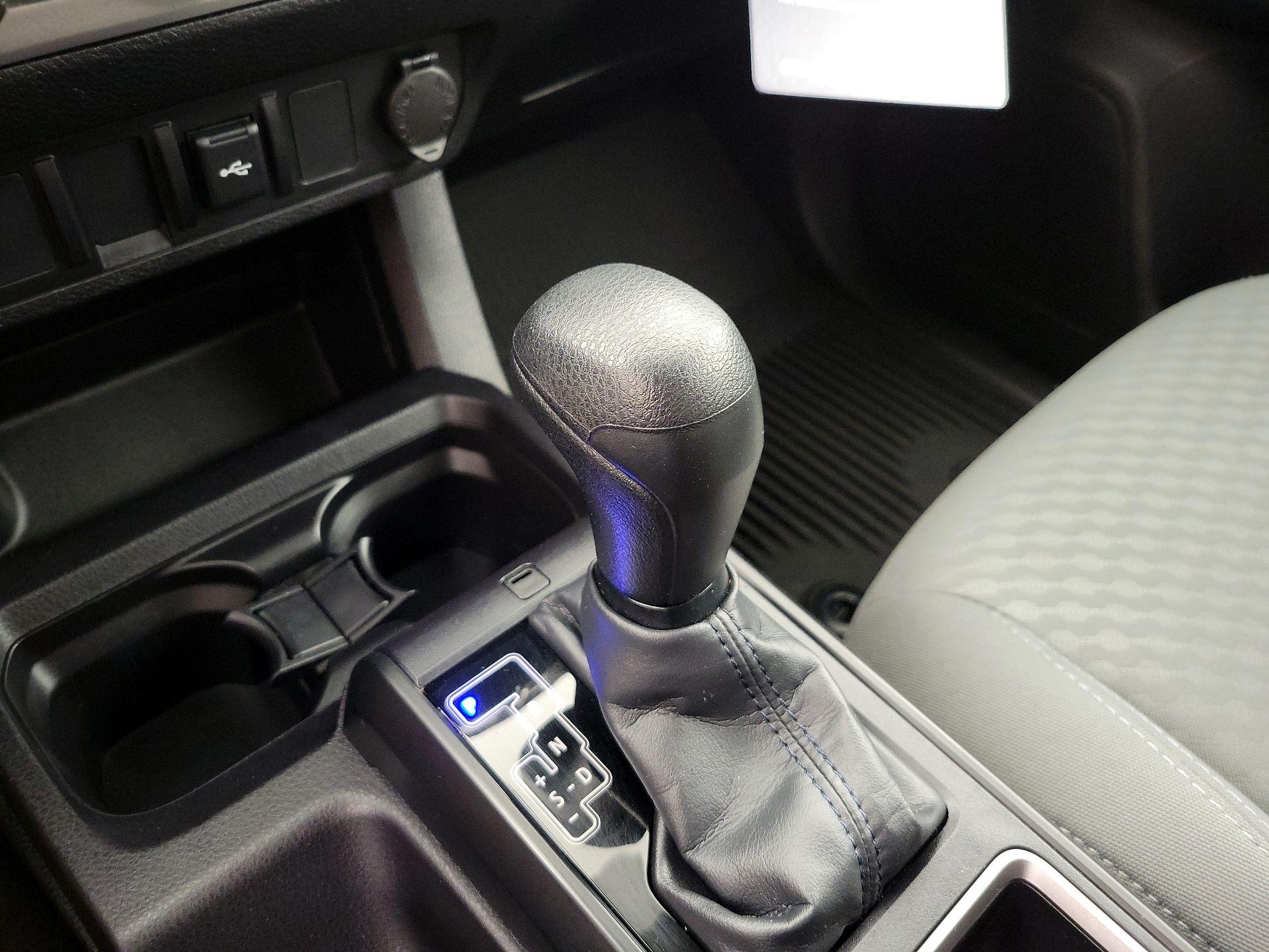 Thumbnail: 2022 Toyota Tacoma - 17