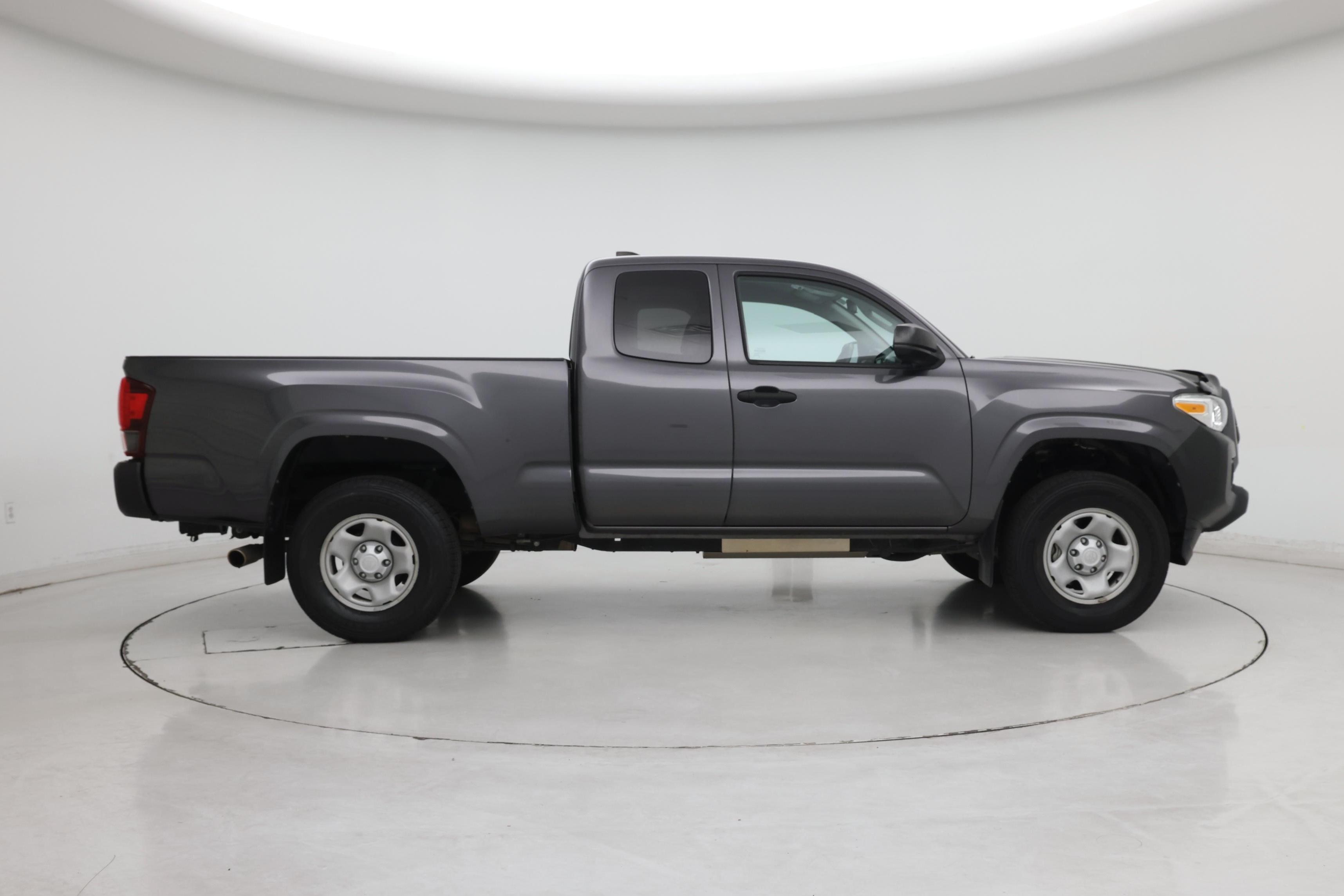 Thumbnail: 2022 Toyota Tacoma - 7