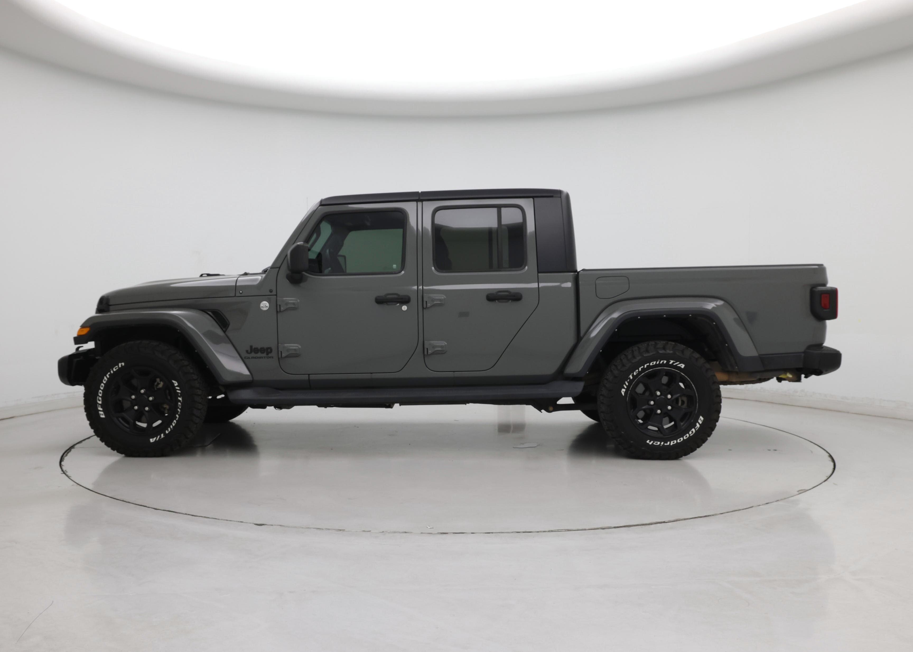 Thumbnail: 2021 Jeep Gladiator - 3