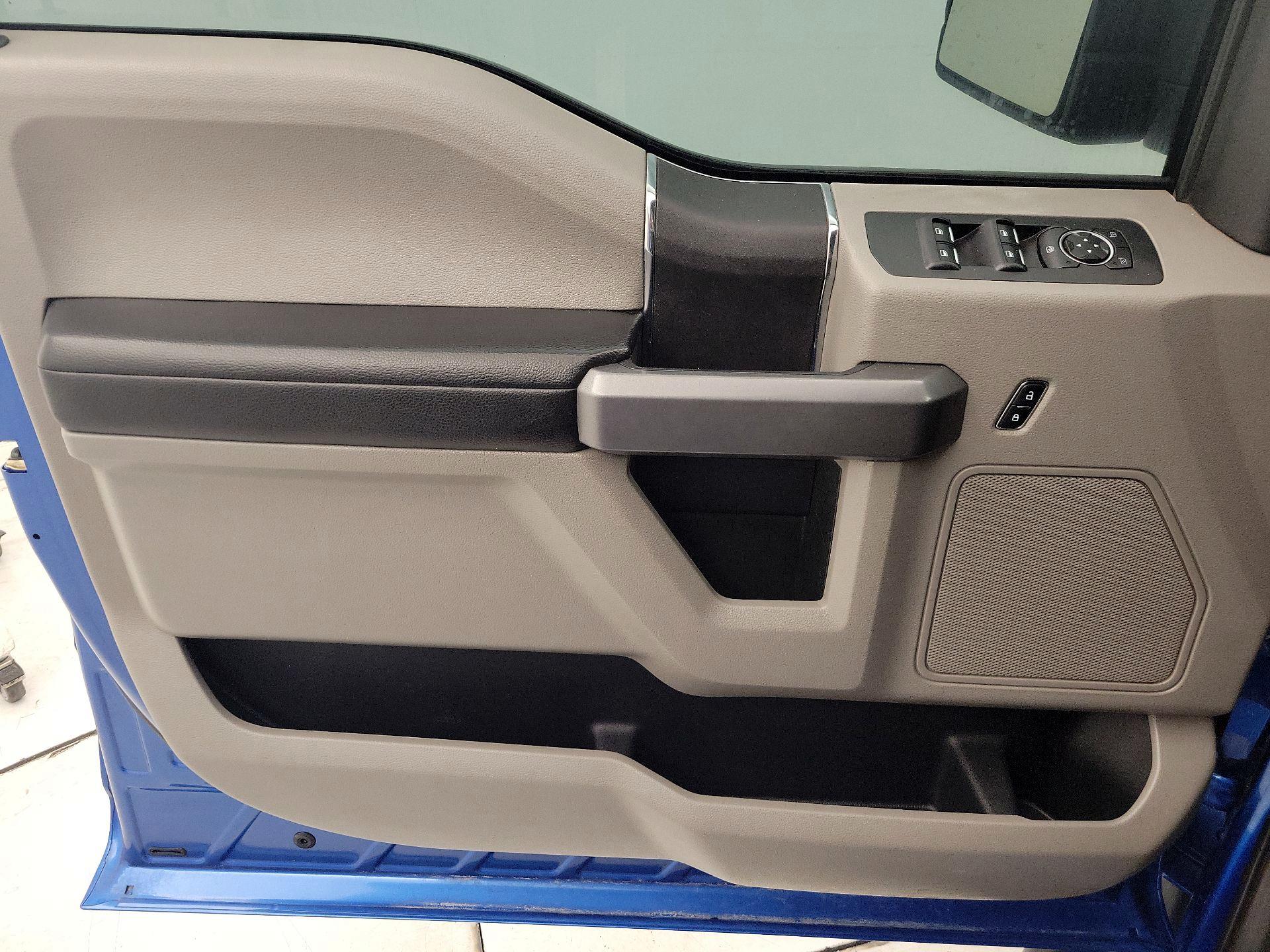 Thumbnail: 2015 Ford F-150 - 12