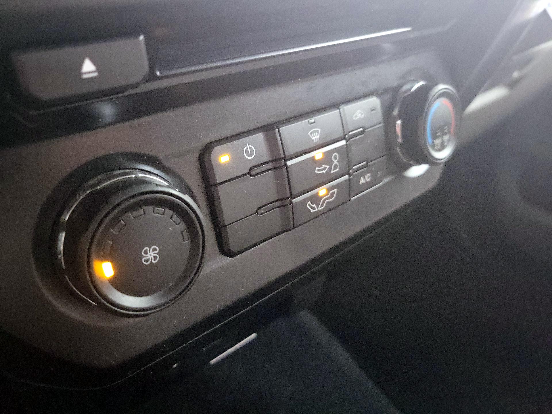 Thumbnail: 2015 Ford F-150 - 15