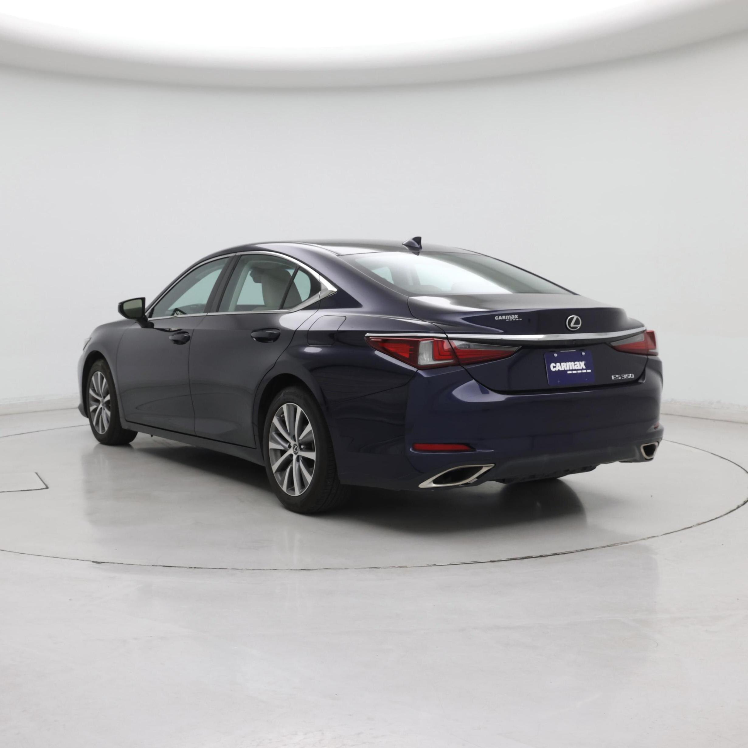 Thumbnail: 2021 Lexus ES - 2