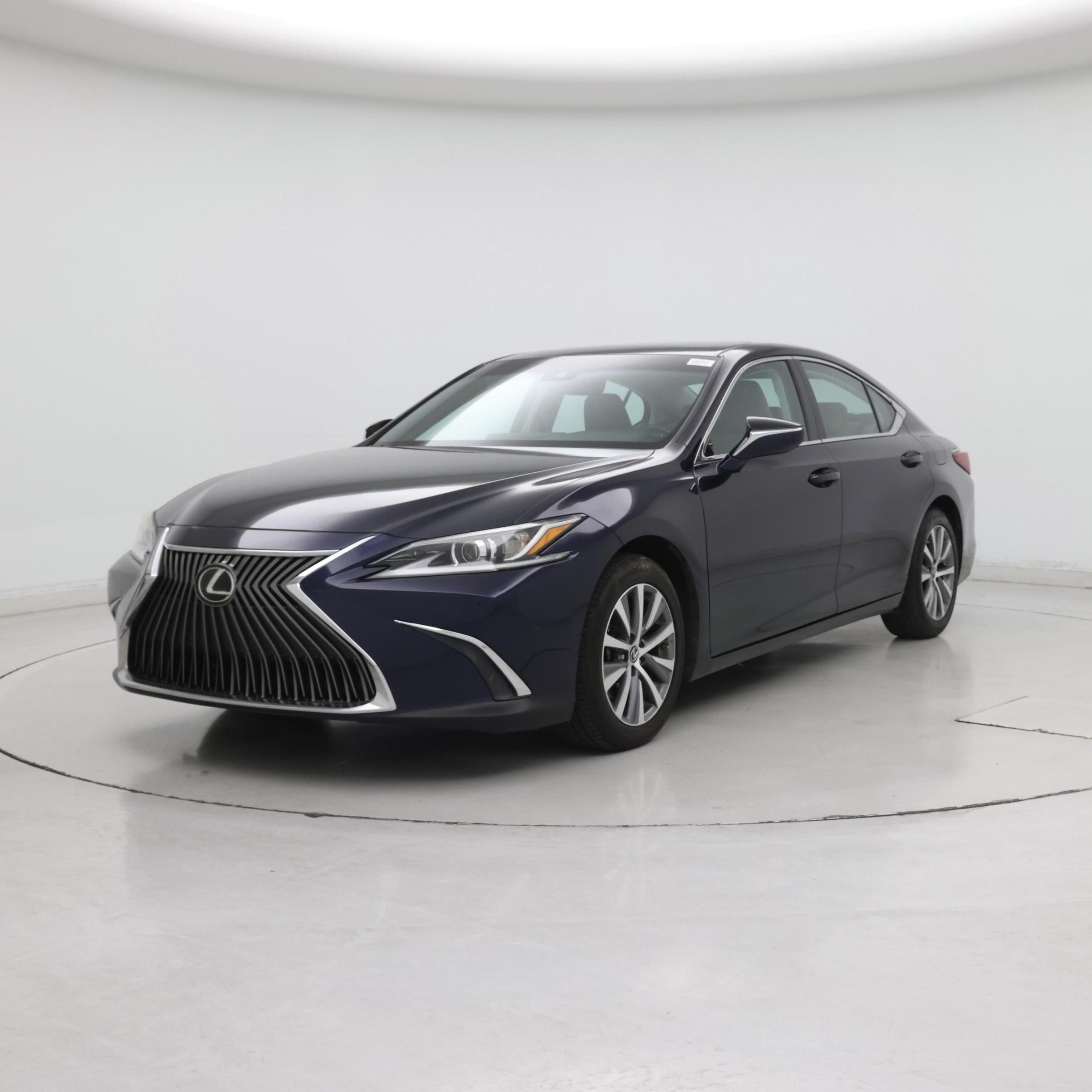 Thumbnail: 2021 Lexus ES - 4