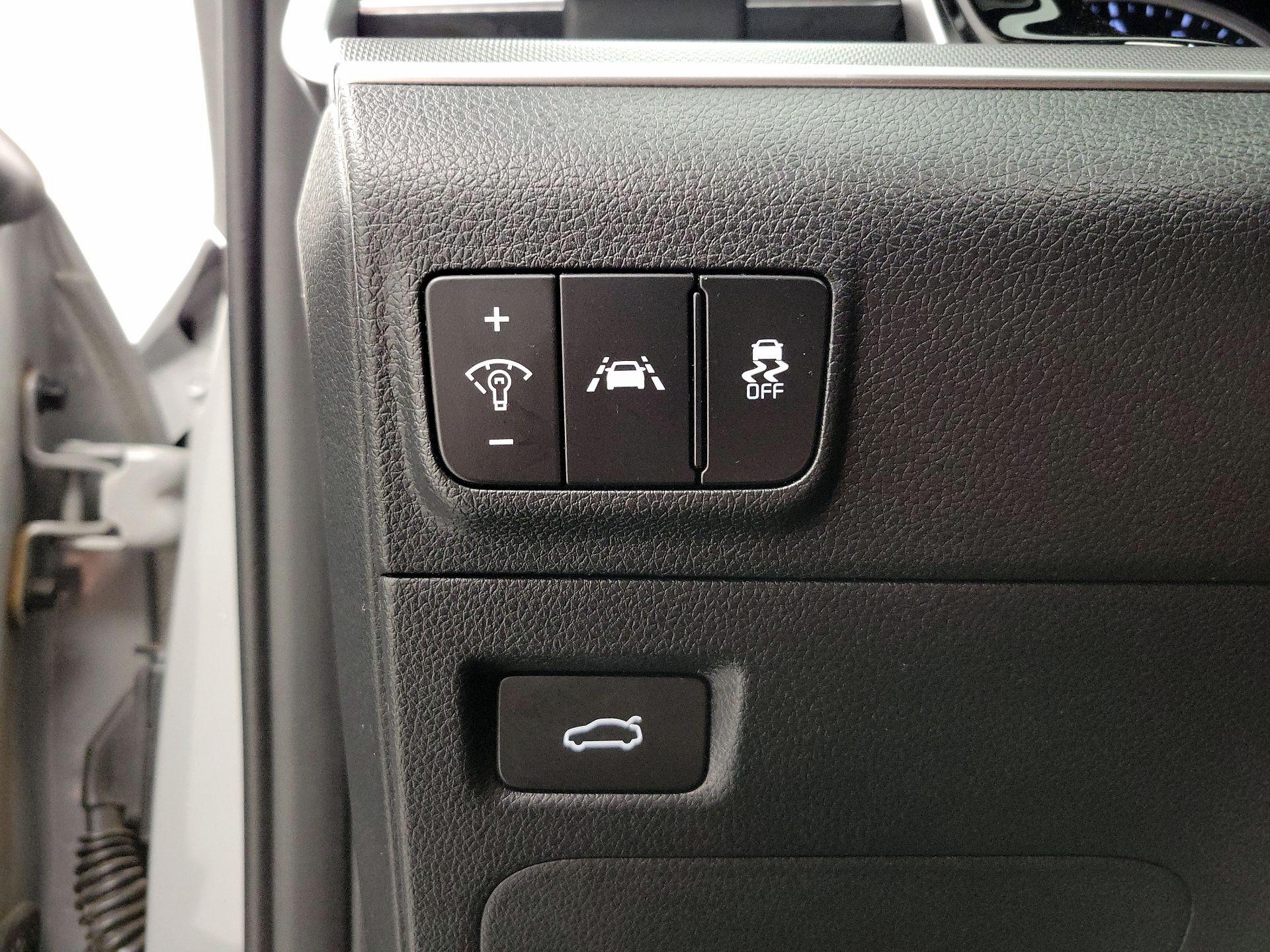 Thumbnail: 2024 Kia K5 - 13