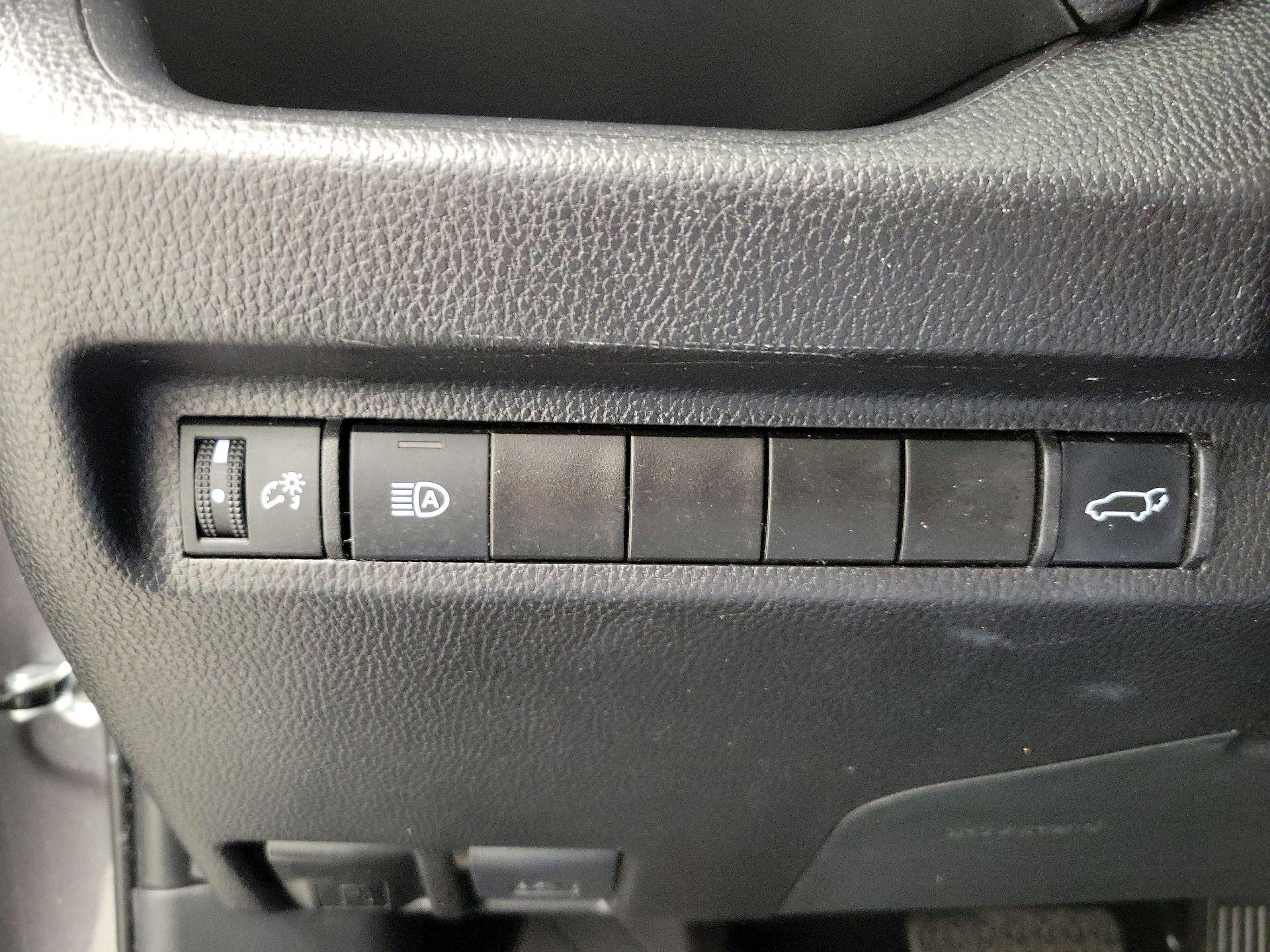 Thumbnail: 2025 Toyota RAV4 - 13