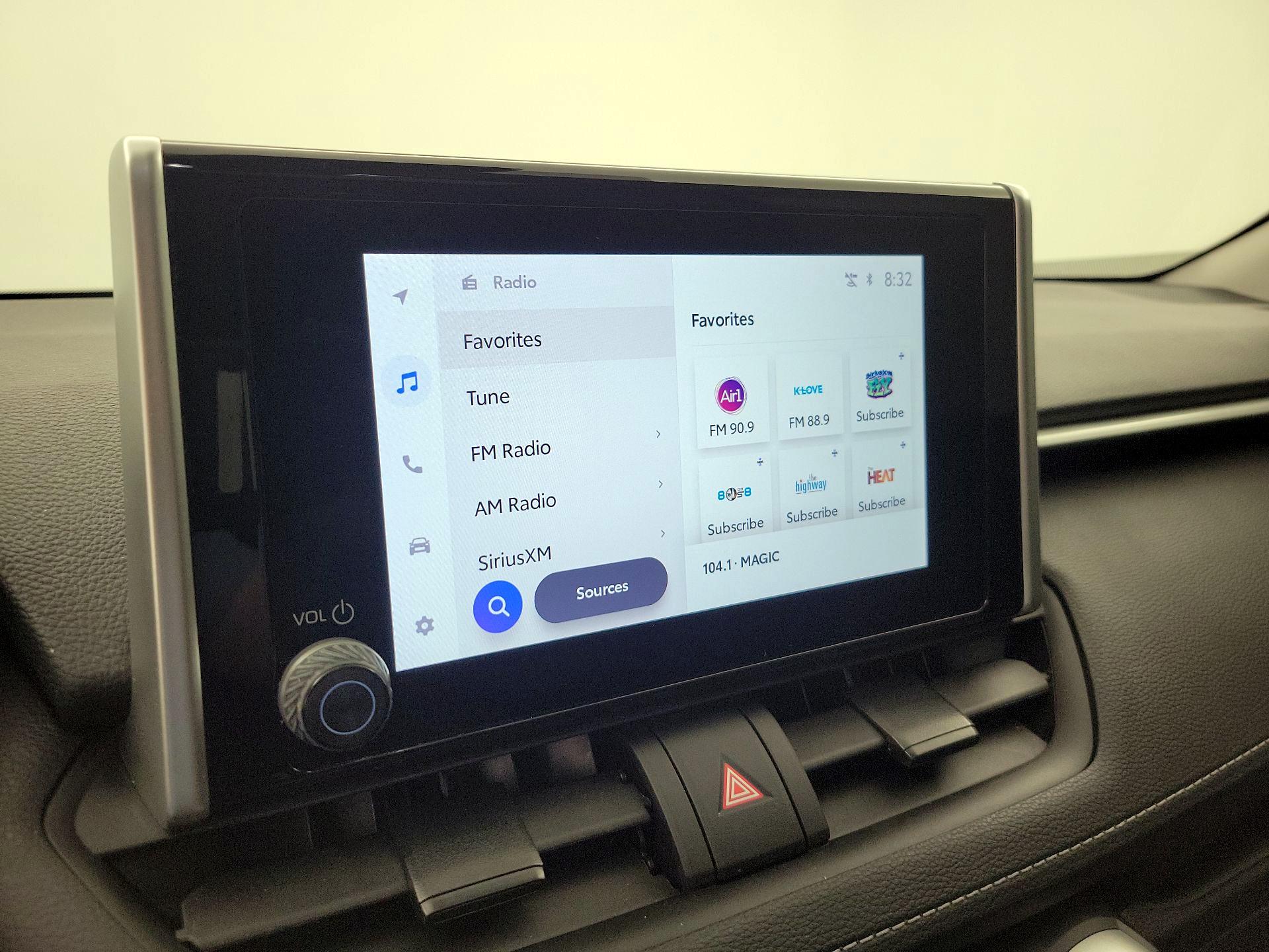 Thumbnail: 2025 Toyota RAV4 - 15