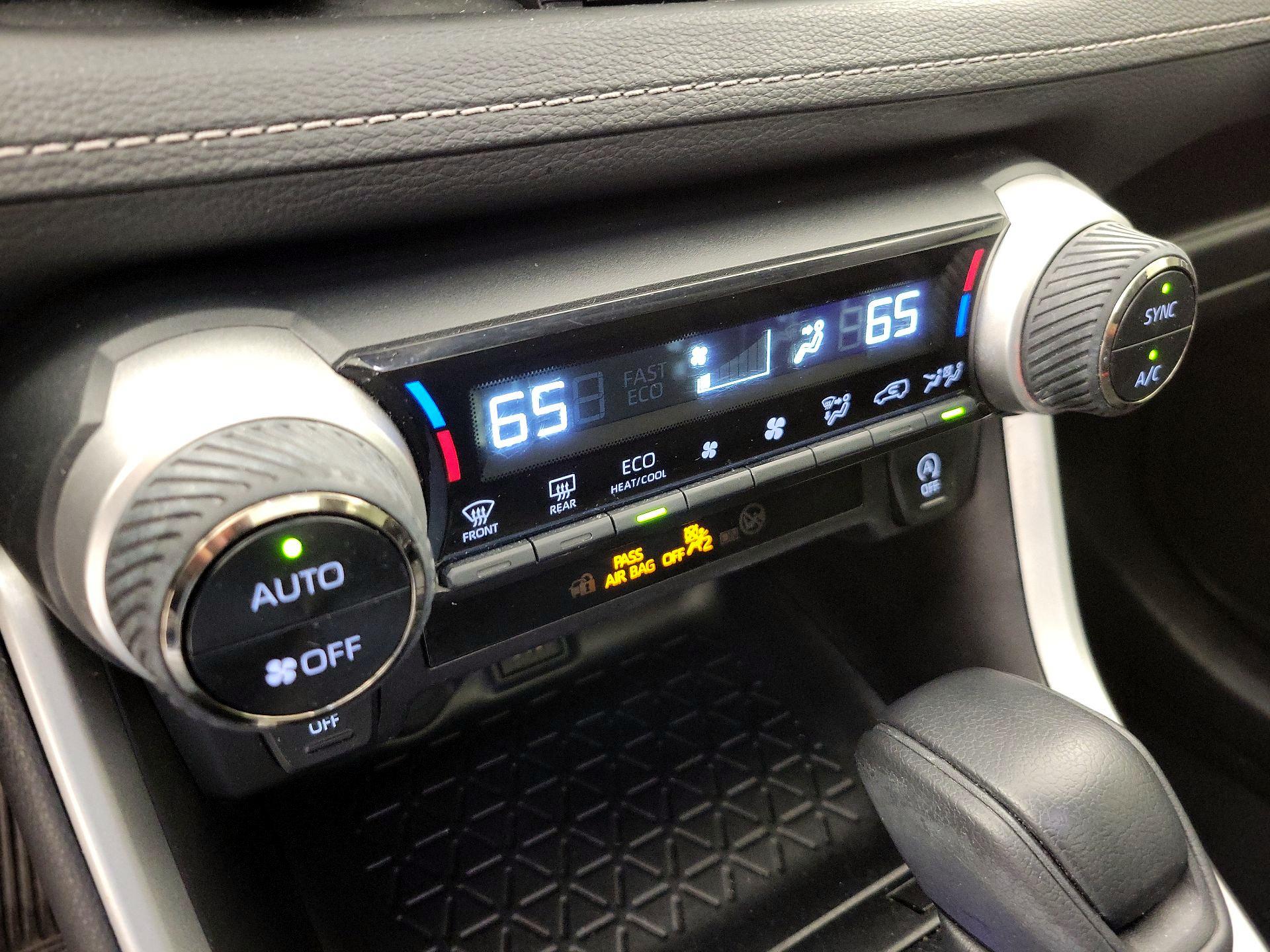 Thumbnail: 2025 Toyota RAV4 - 16