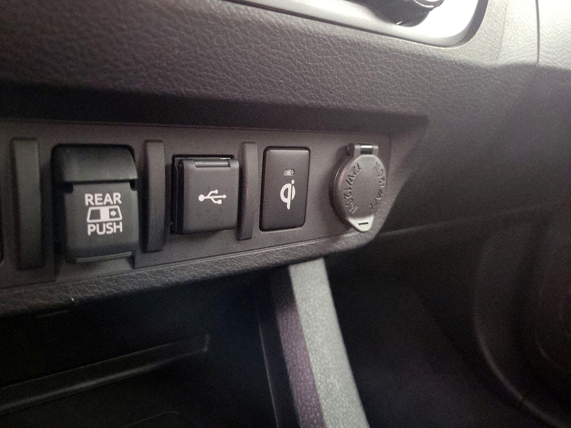 Thumbnail: 2023 Toyota Tacoma - 18