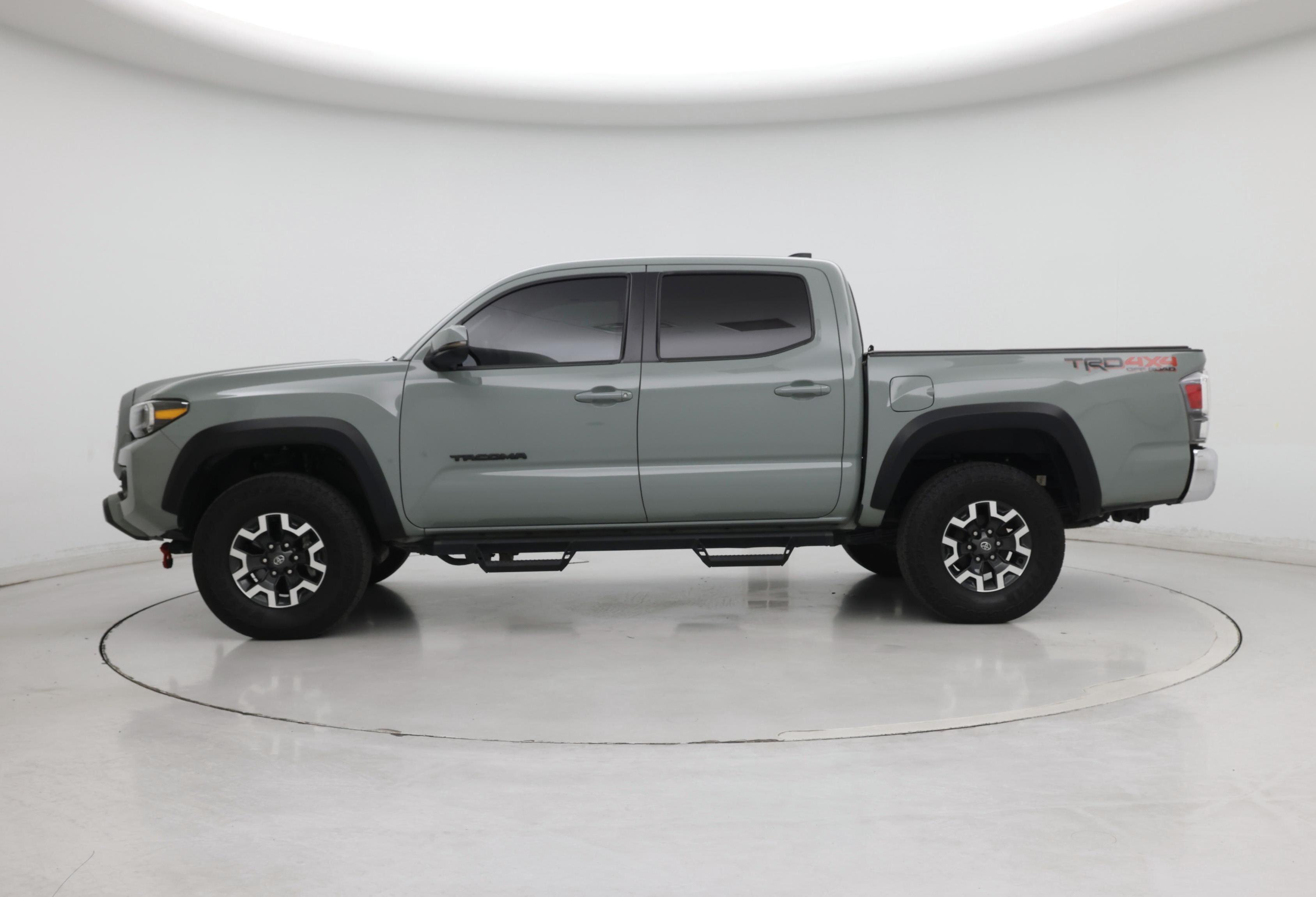 Thumbnail: 2023 Toyota Tacoma - 3