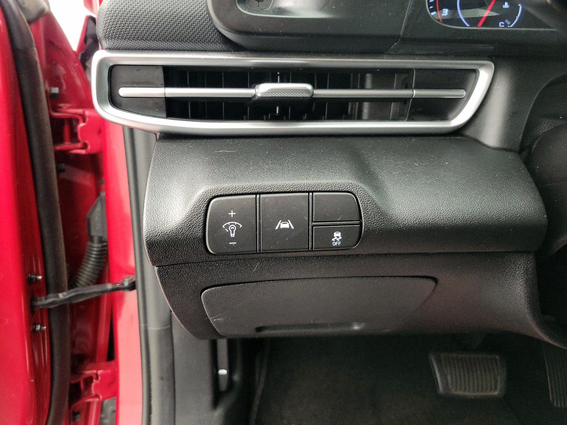 Thumbnail: 2022 Hyundai Elantra - 13