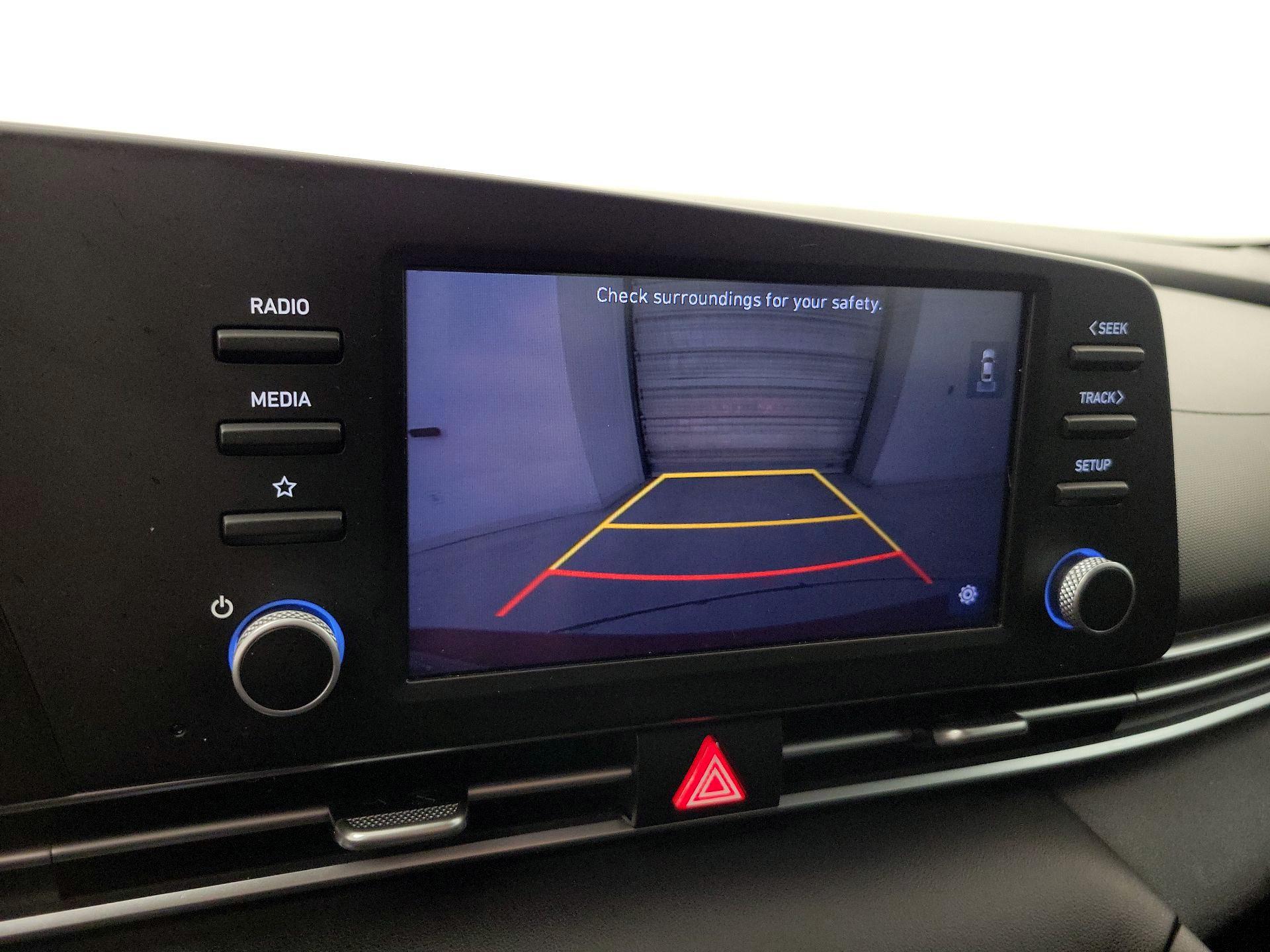 Thumbnail: 2022 Hyundai Elantra - 14