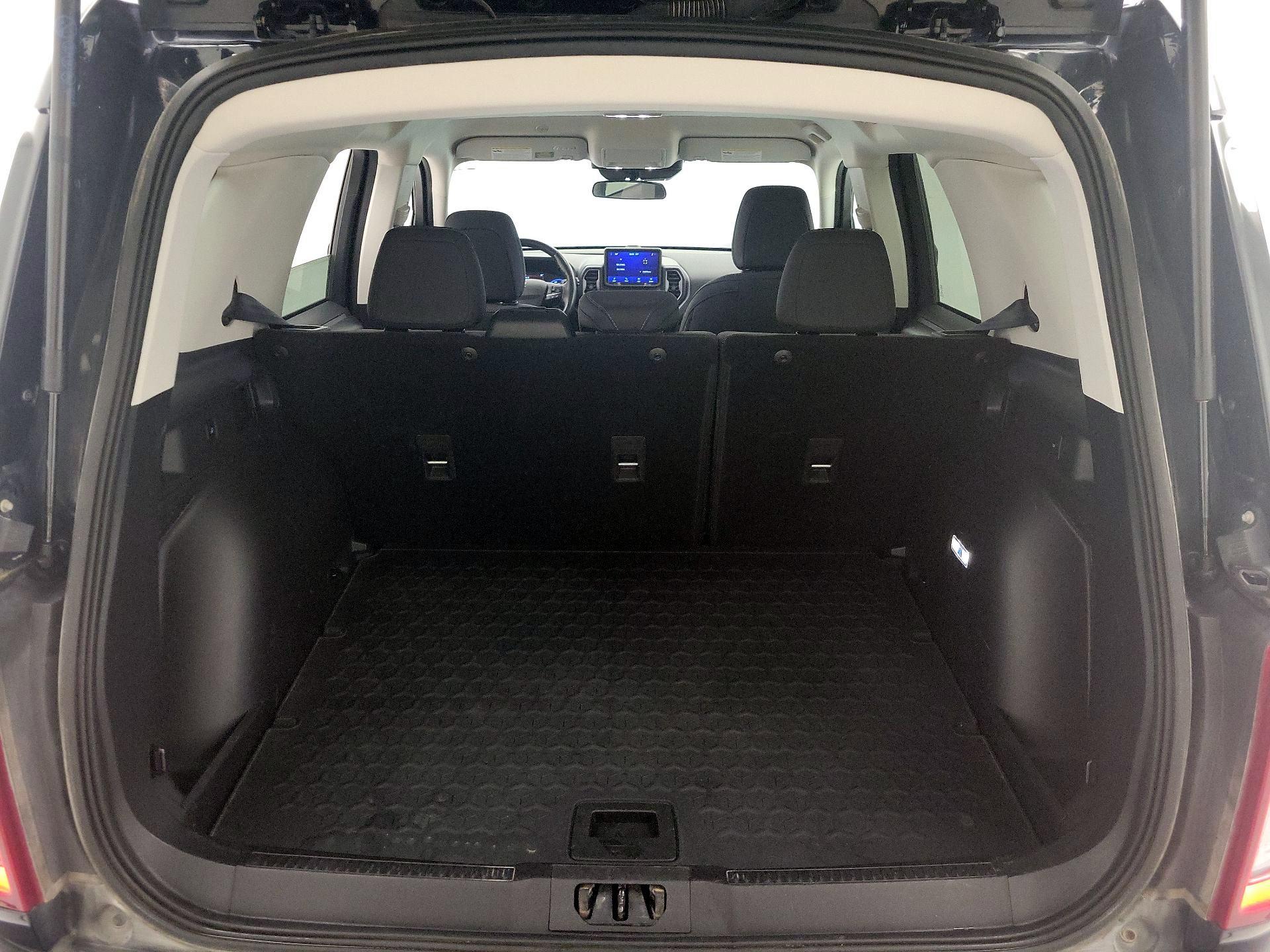 Thumbnail: 2022 Ford Bronco Sport - 20