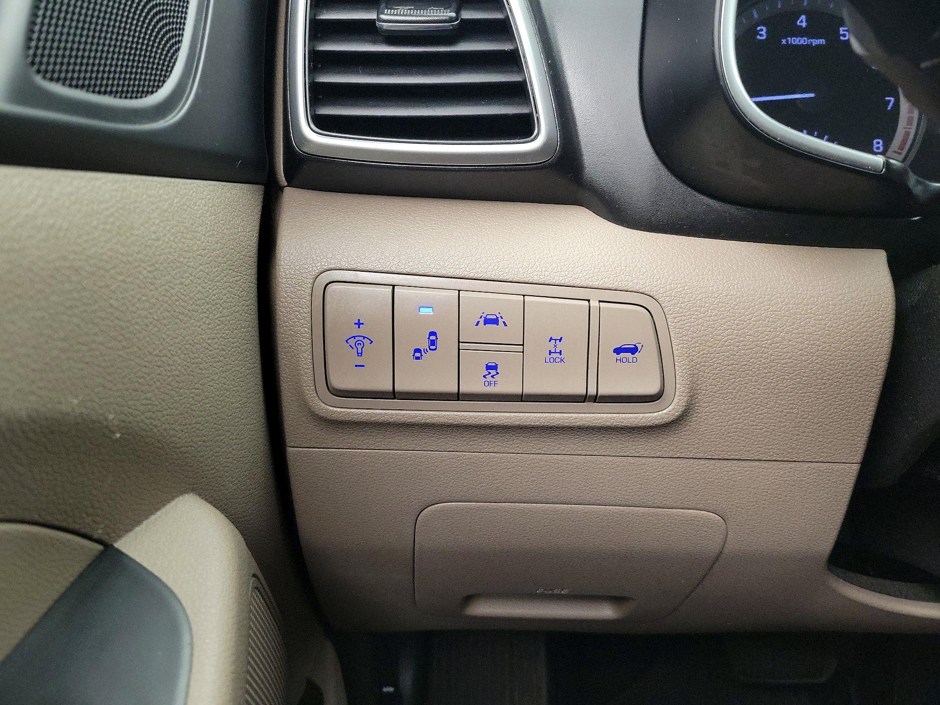 Thumbnail: 2020 Hyundai Tucson - 13